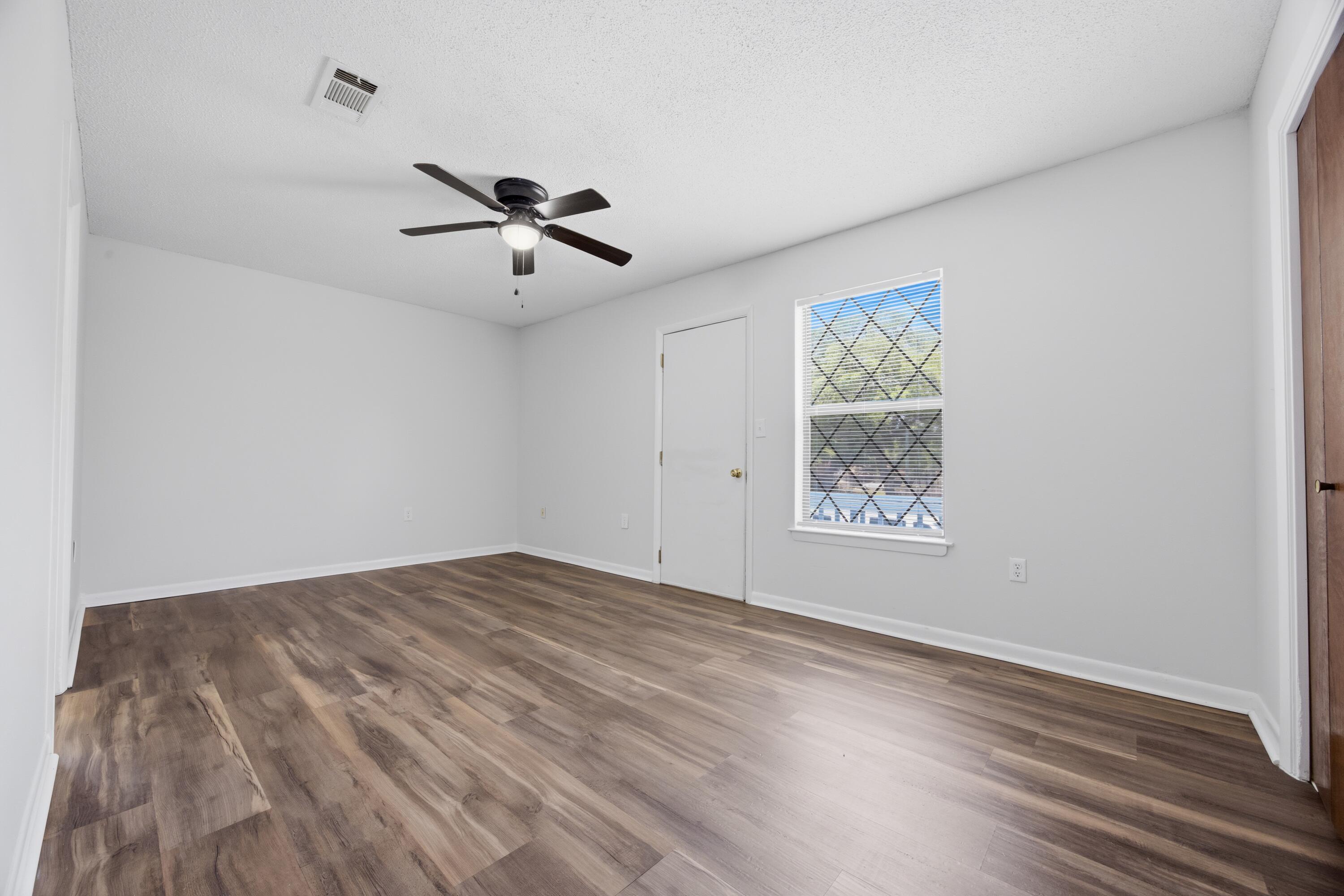 SHANGRA WOODS - Residential