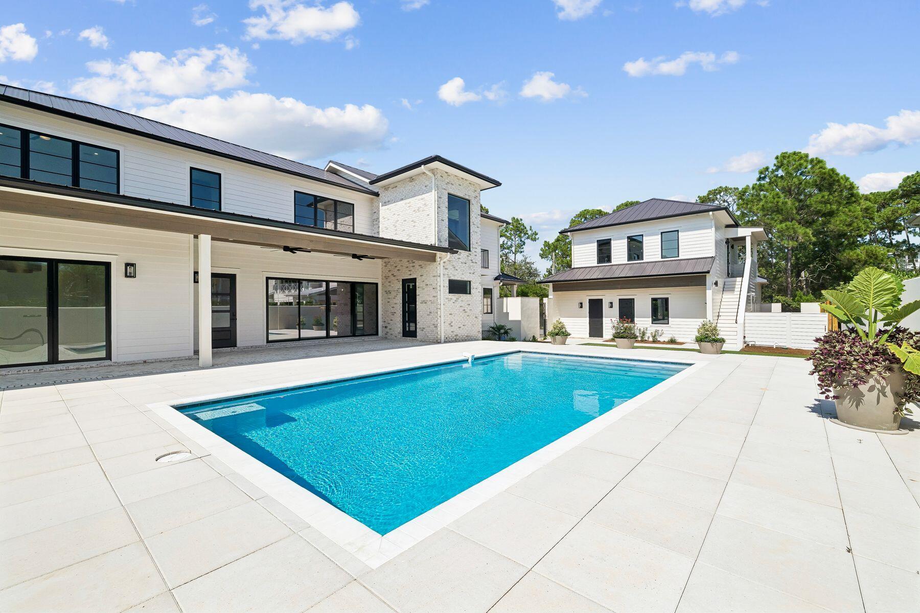 GULF PINES - Residential
