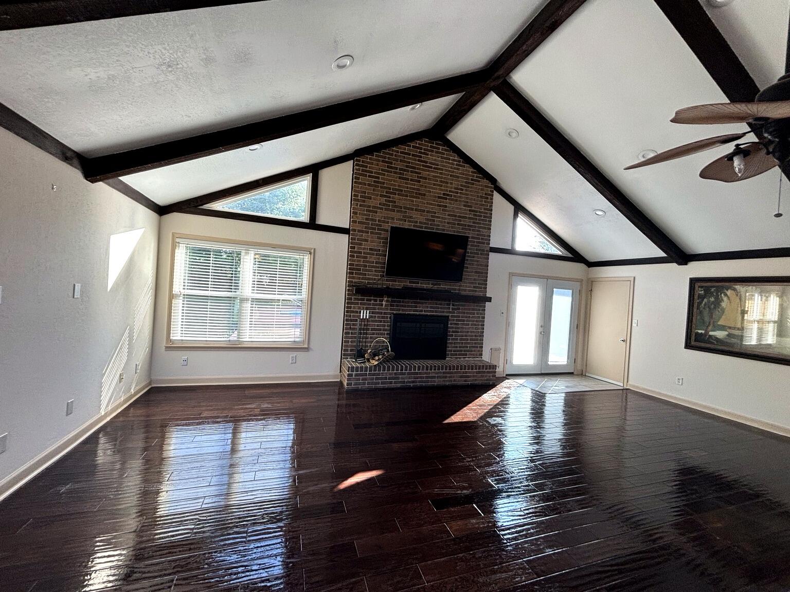 GRAND LAGOON SHORES - Residential Lease