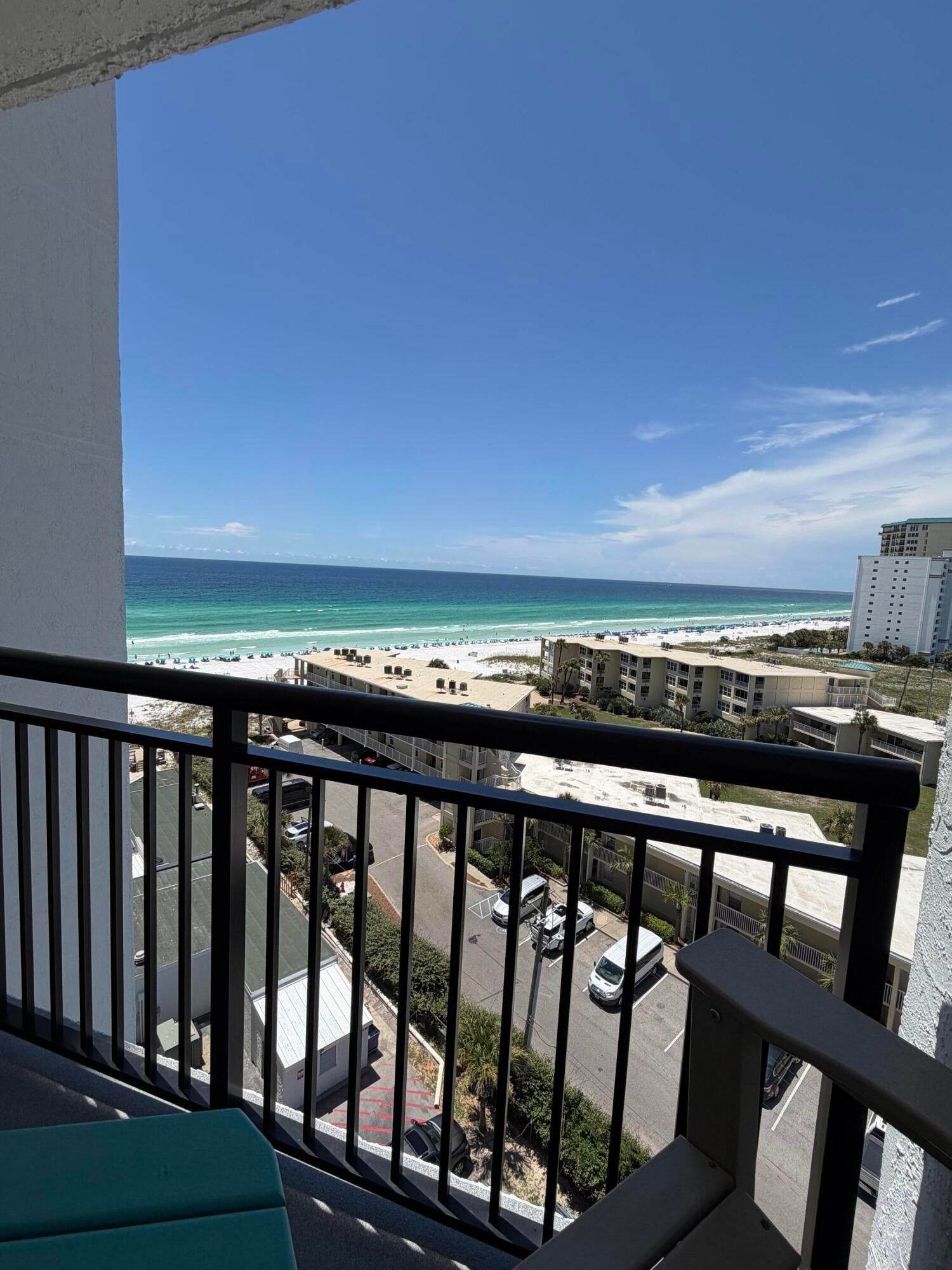 SUNDESTIN INTERNATIONAL CONDO - Residential