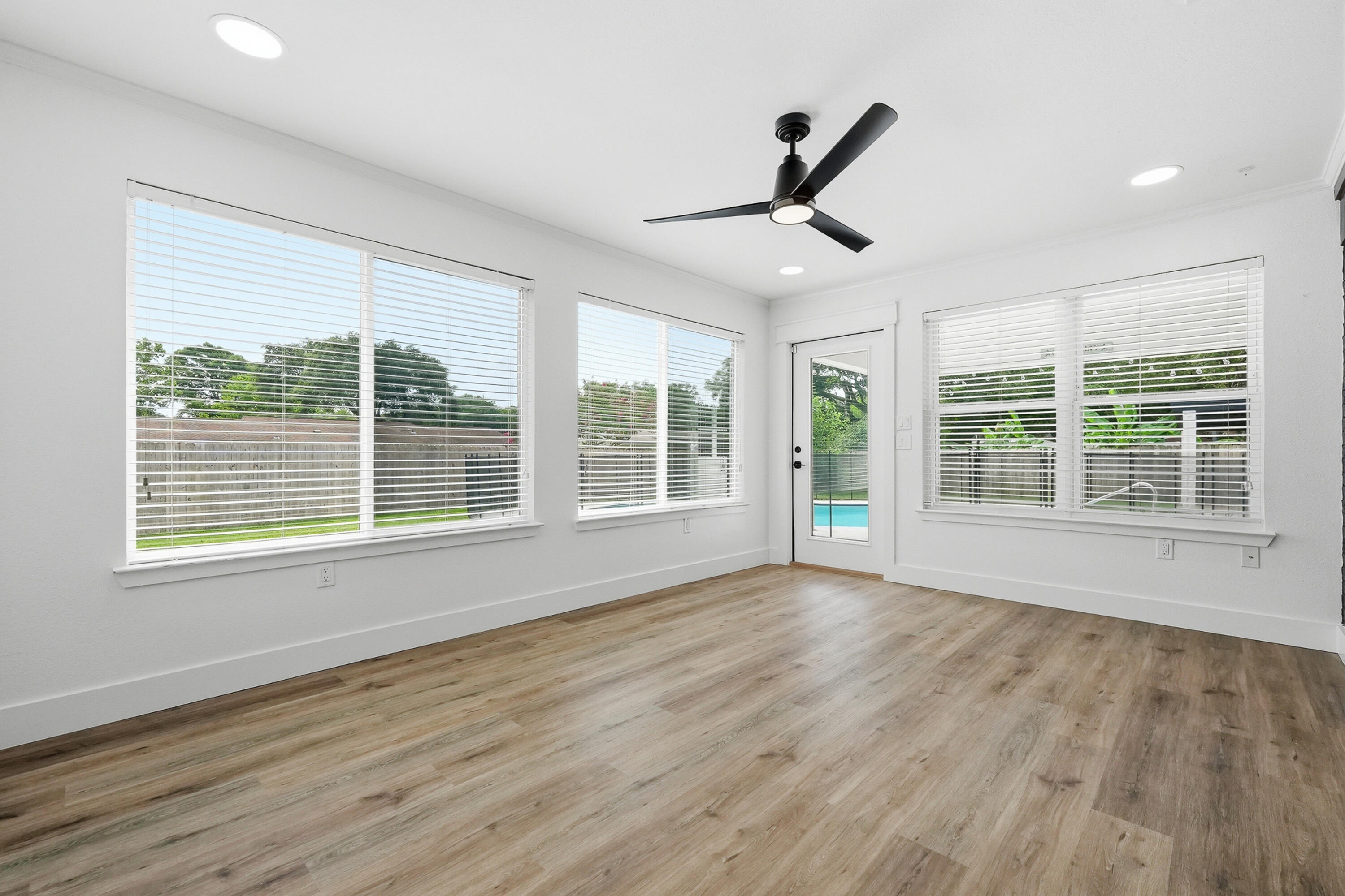 Kenwood/Country Club Est - Residential
