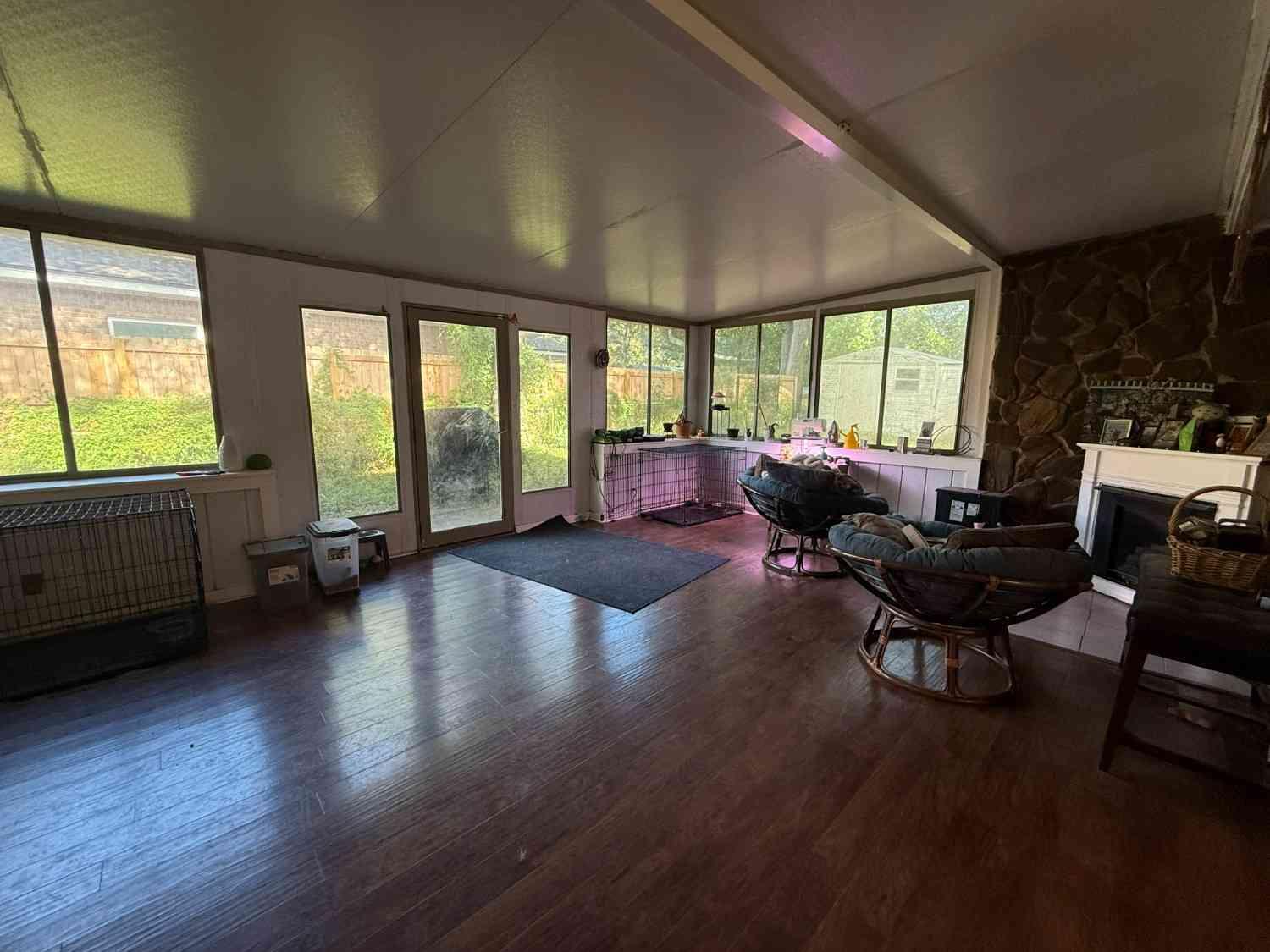 RACETRACK ROAD - Residential