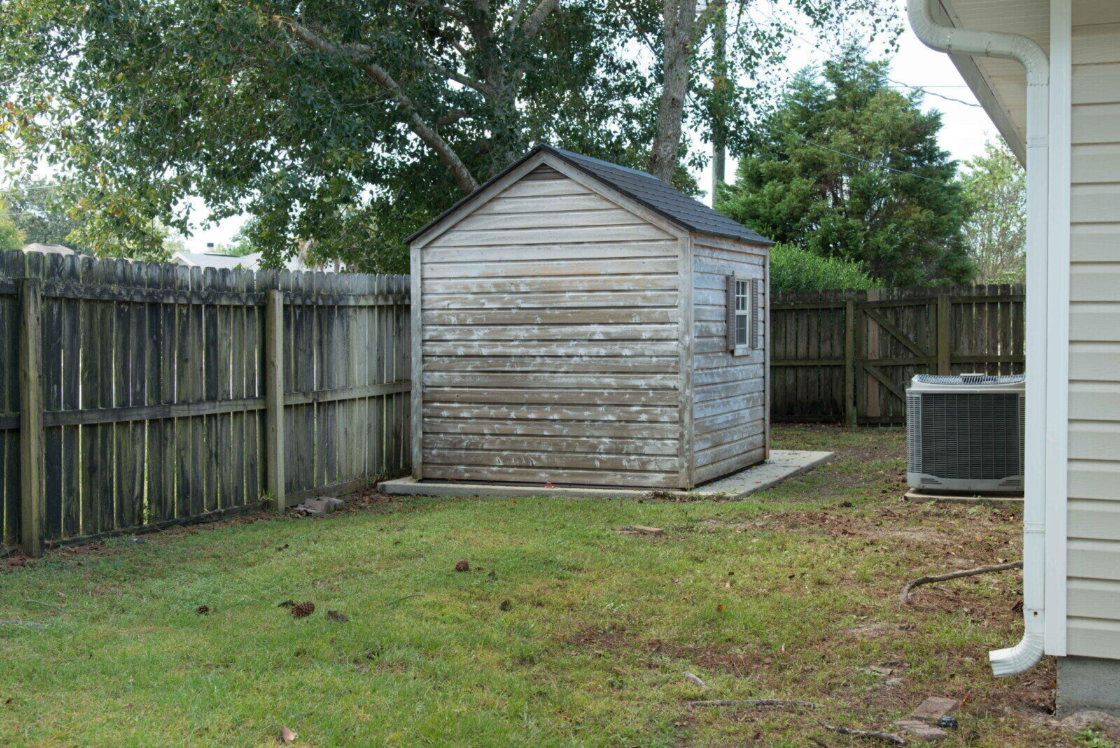 WYNNEHAVEN BEACH ESTATES - Residential Lease