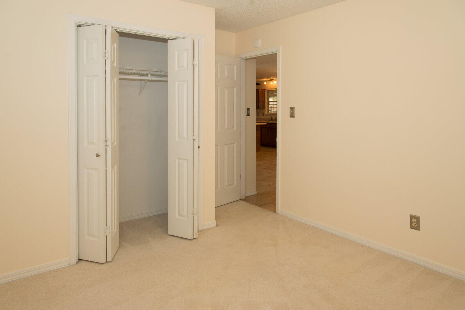 WYNNEHAVEN BEACH ESTATES - Residential Lease
