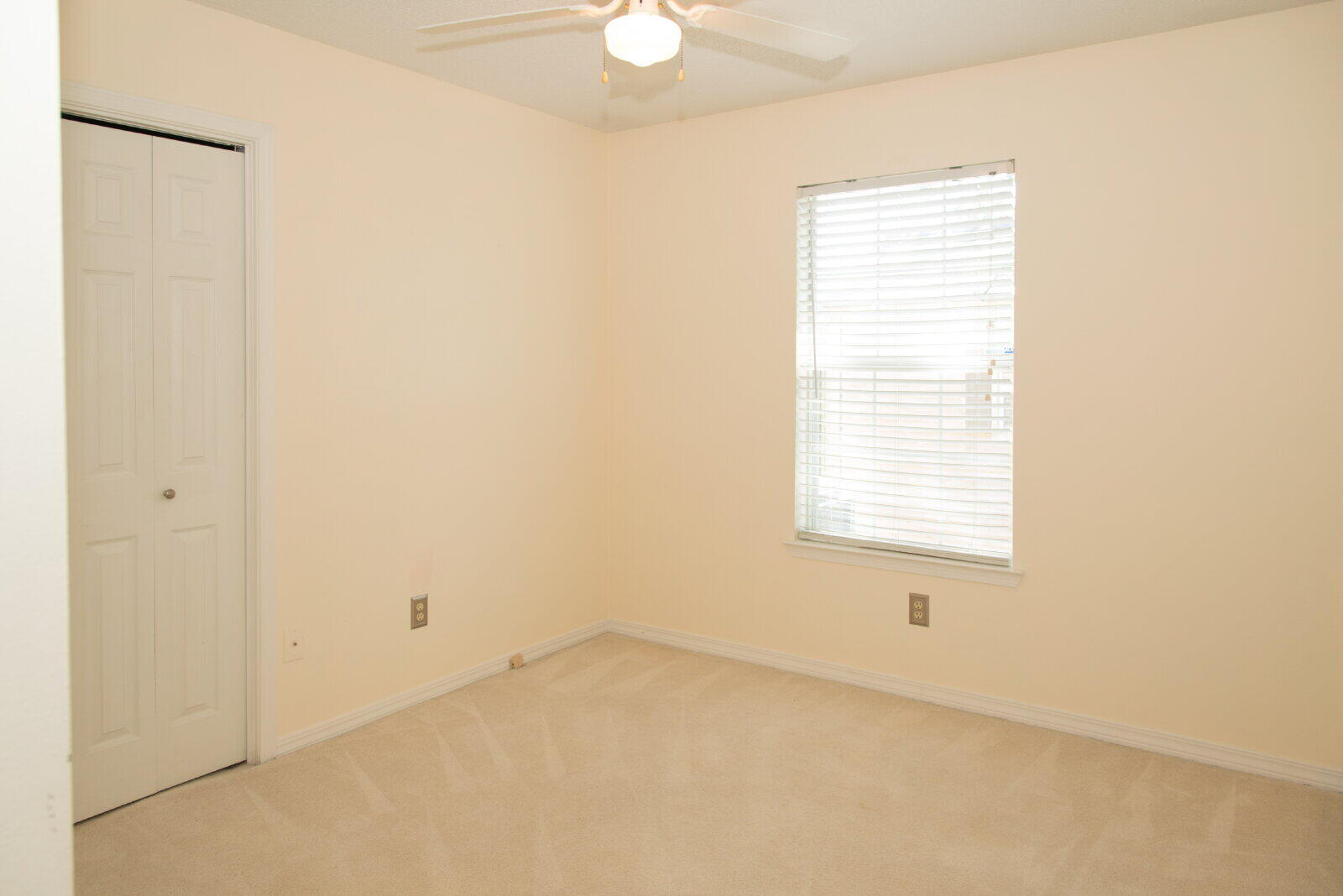 WYNNEHAVEN BEACH ESTATES - Residential Lease