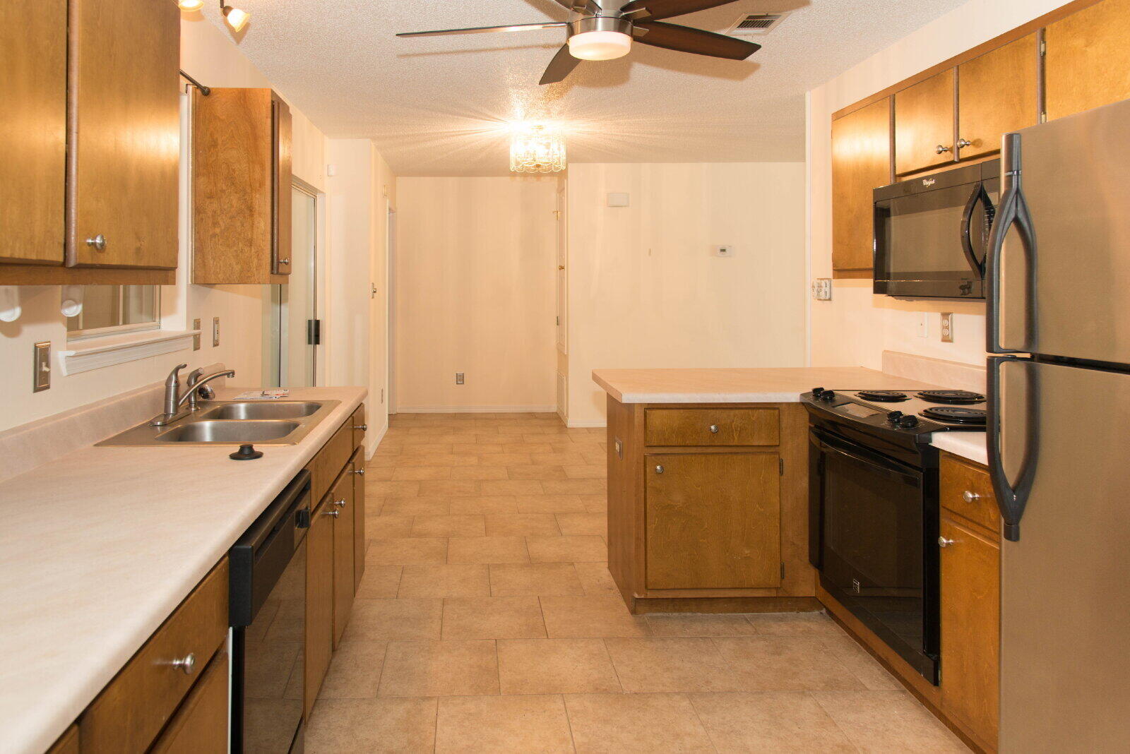 WYNNEHAVEN BEACH ESTATES - Residential Lease