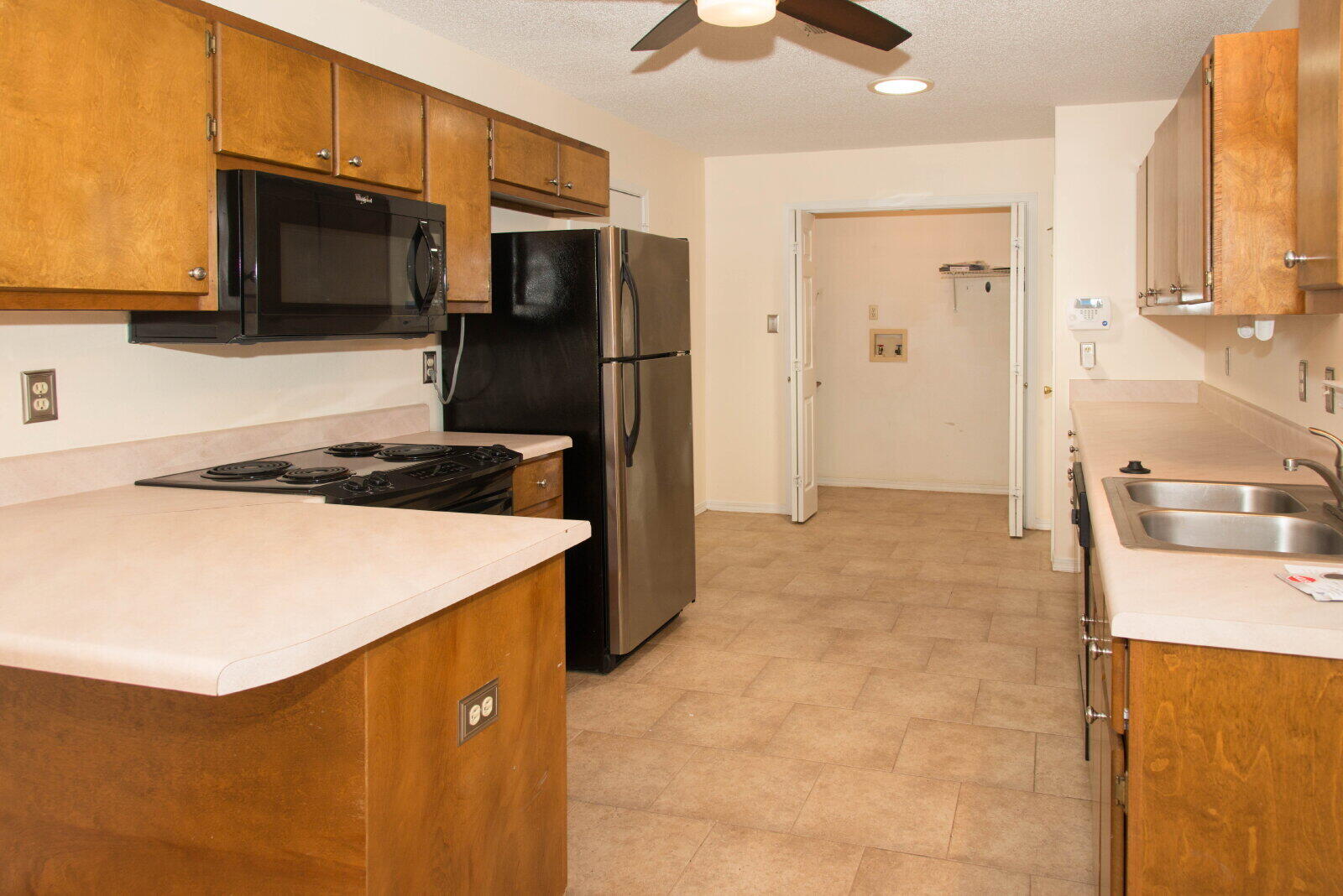 WYNNEHAVEN BEACH ESTATES - Residential Lease