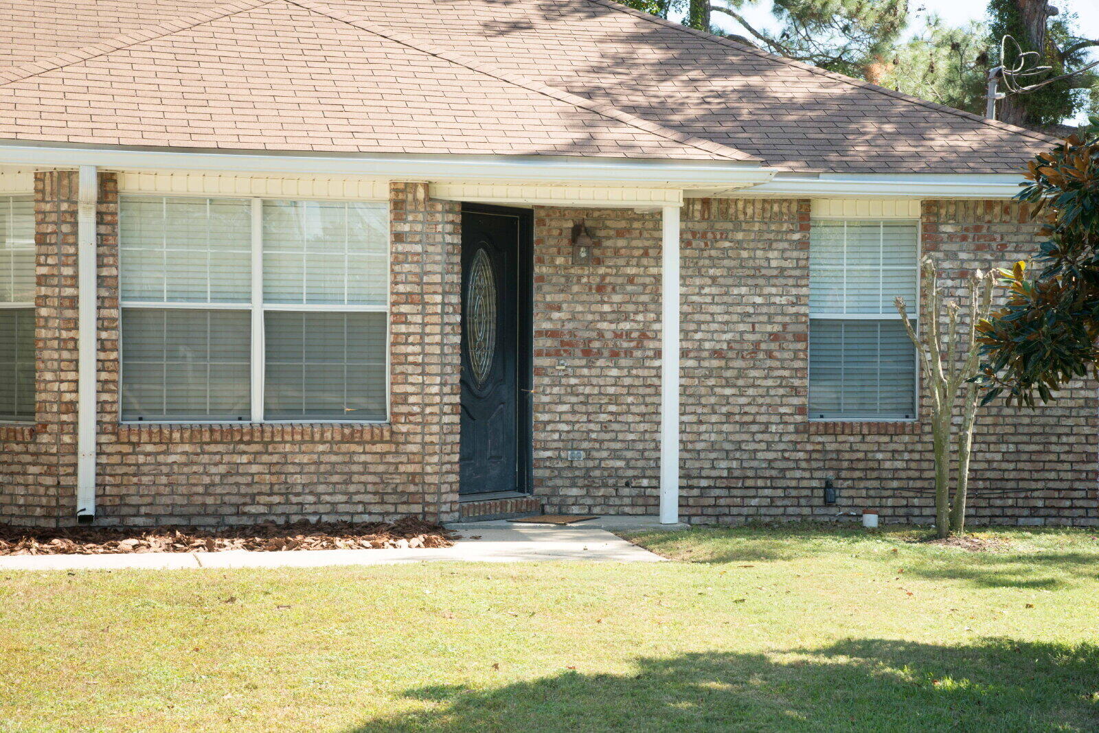 WYNNEHAVEN BEACH ESTATES - Residential Lease