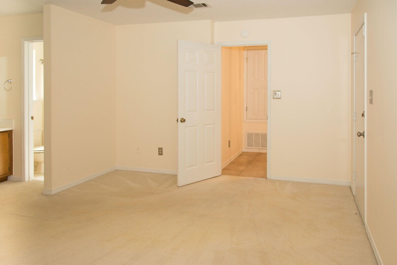WYNNEHAVEN BEACH ESTATES - Residential Lease