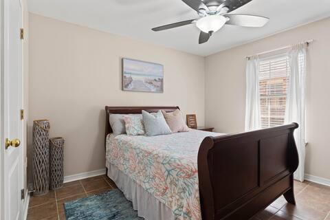 PARADISE RETREAT - Residential