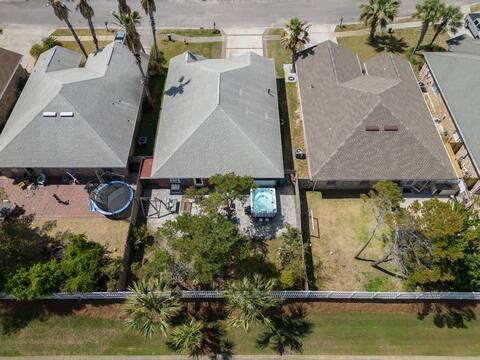 PARADISE RETREAT - Residential