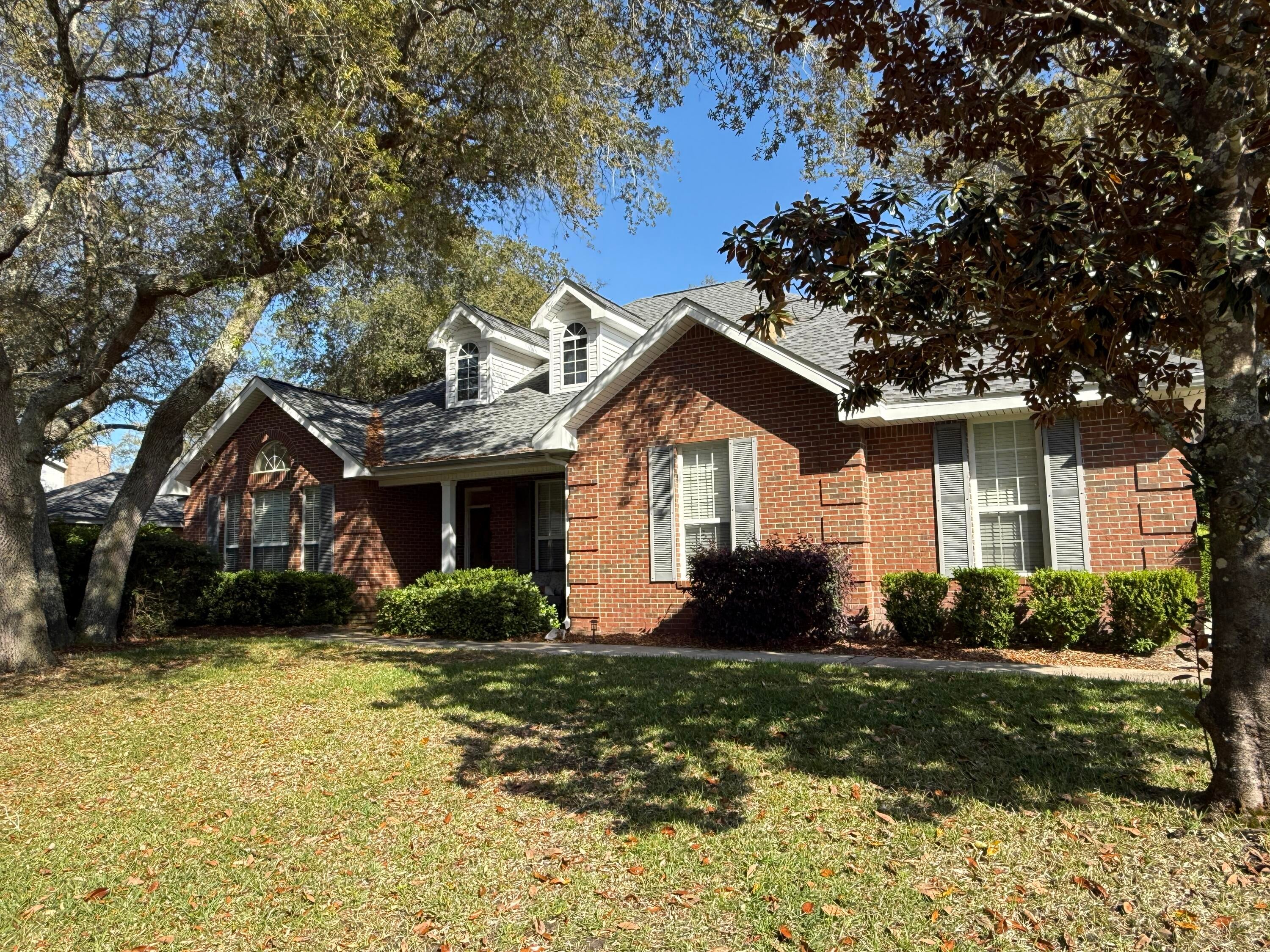 SOUTHWIND PH VI UNIT 29 - Residential Lease
