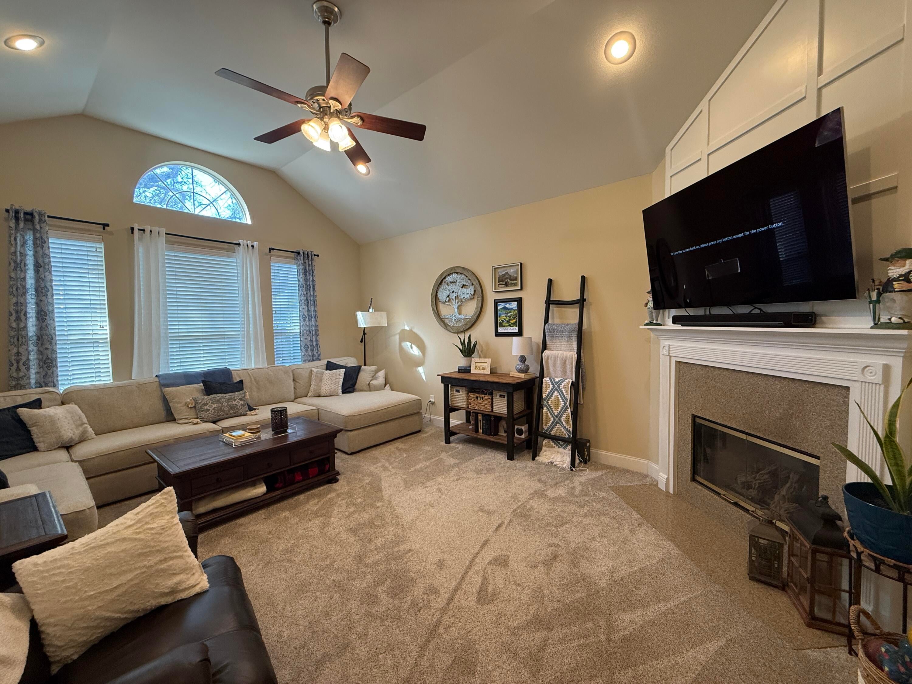 SOUTHWIND PH VI UNIT 29 - Residential Lease