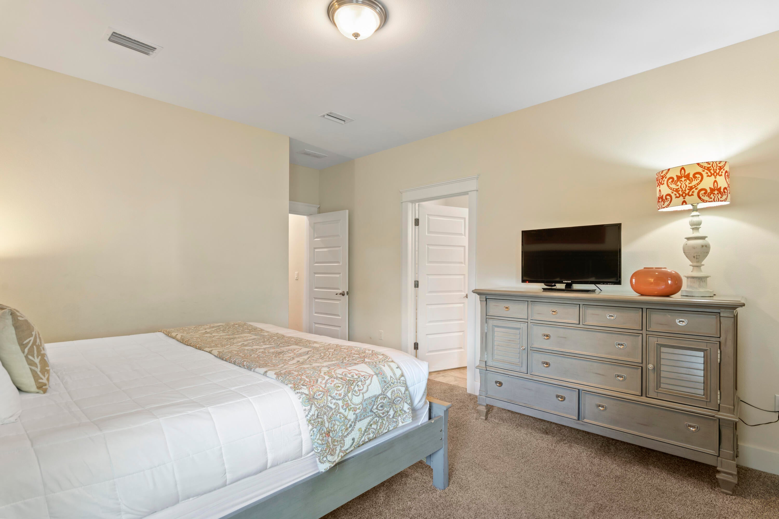HIGHLAND PARKS - Residential Lease