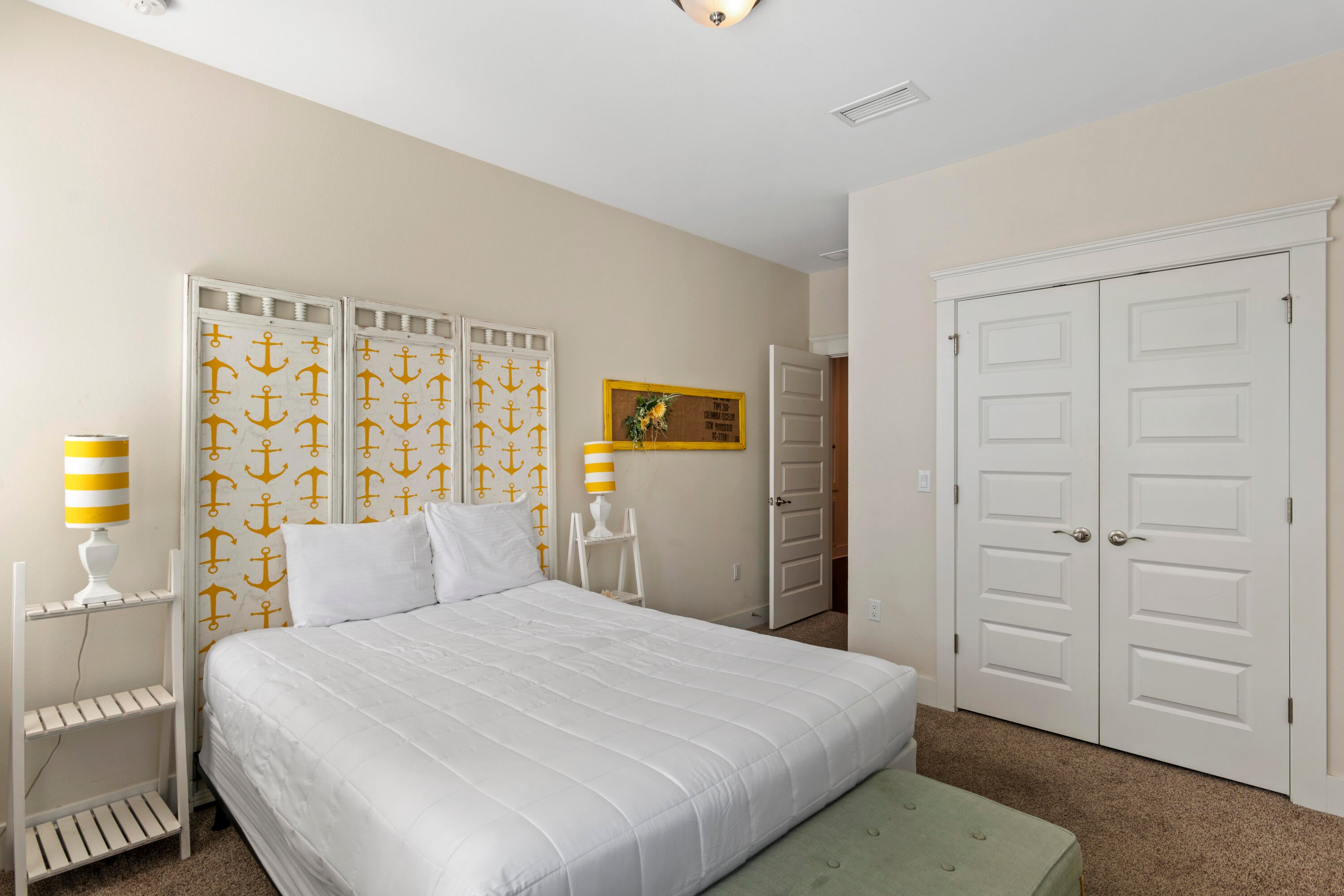 HIGHLAND PARKS - Residential Lease