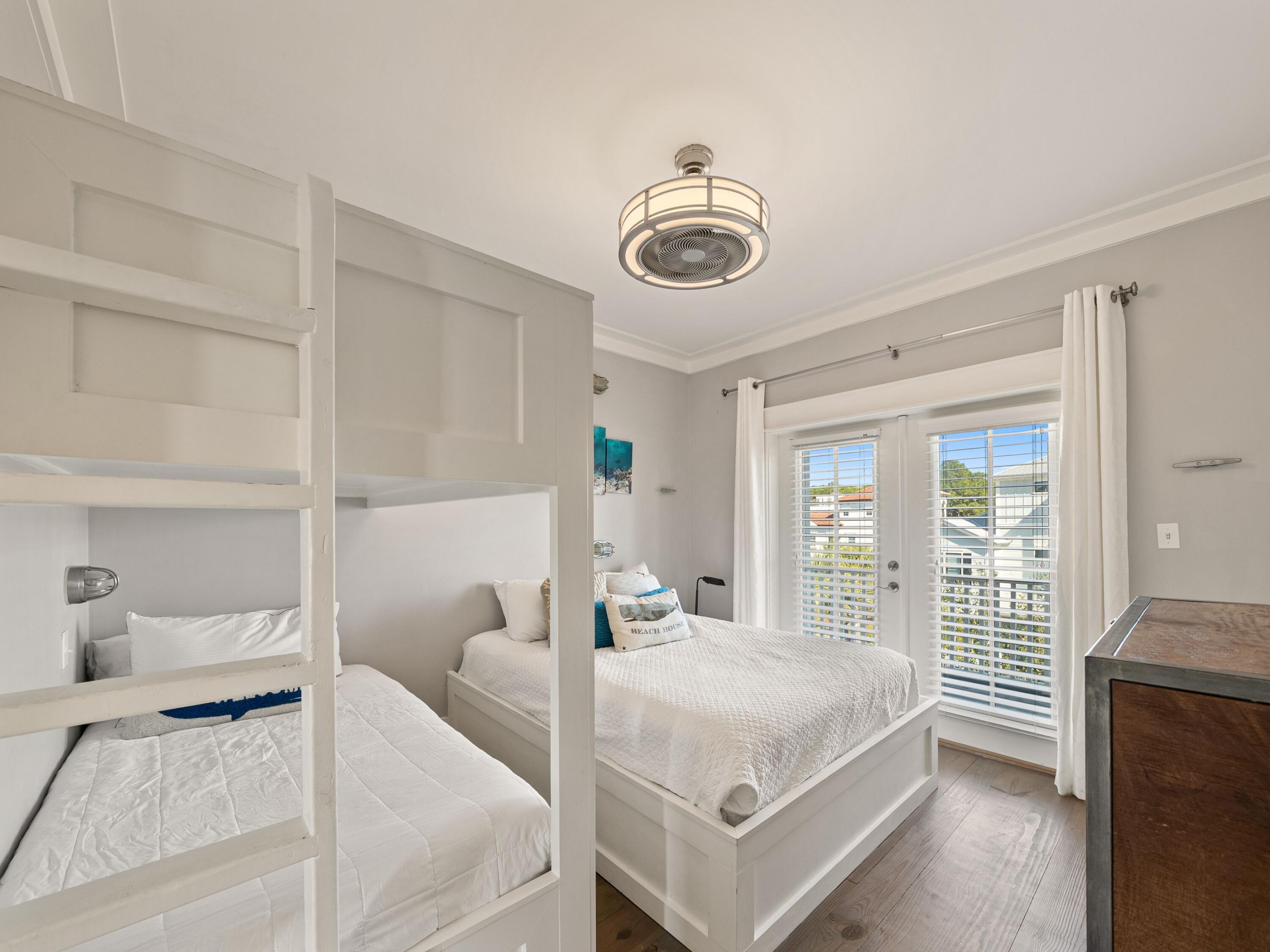 MAGNOLIA DUNE - Residential