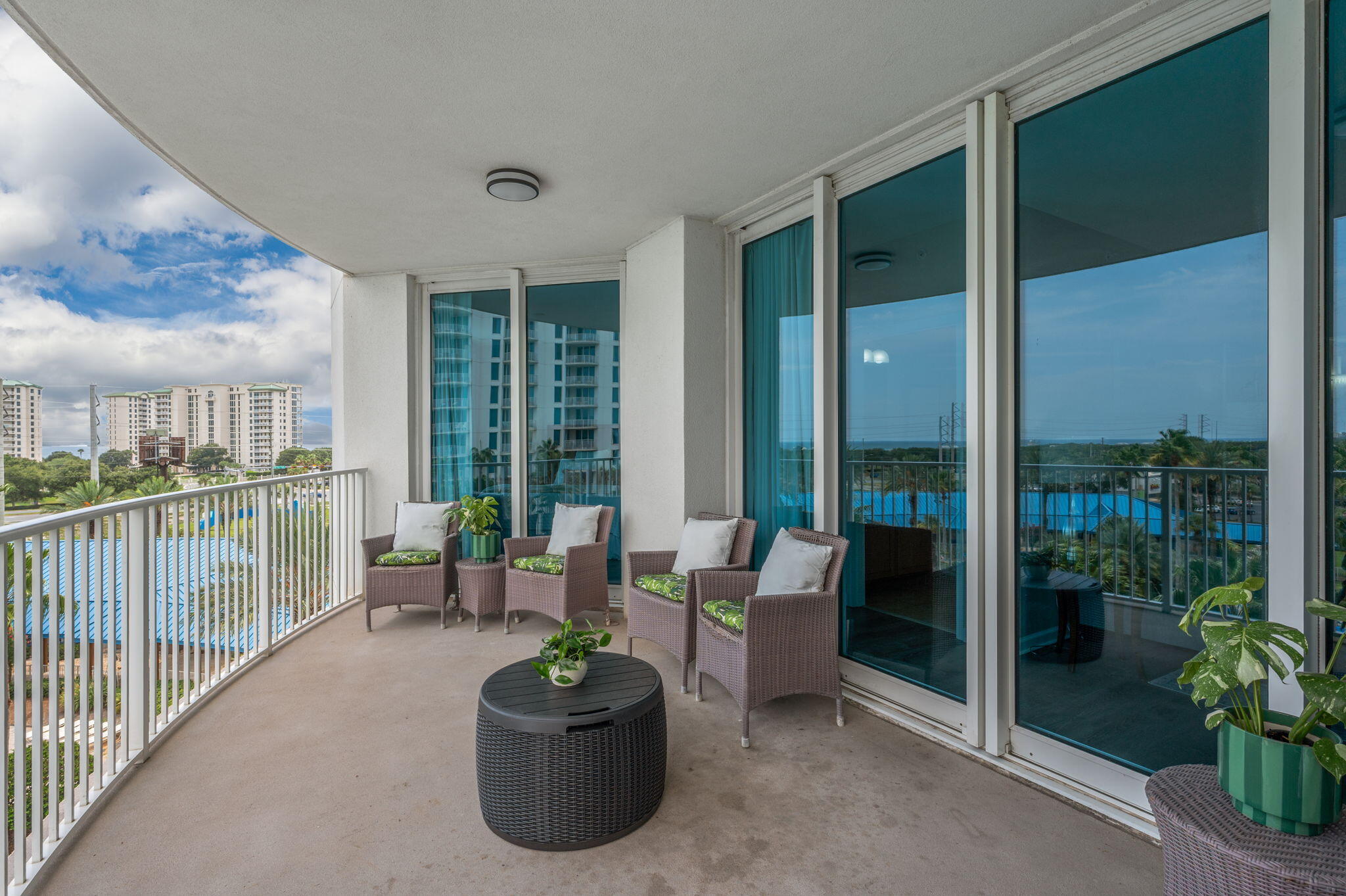 THE PALMS OF DESTIN - Residential