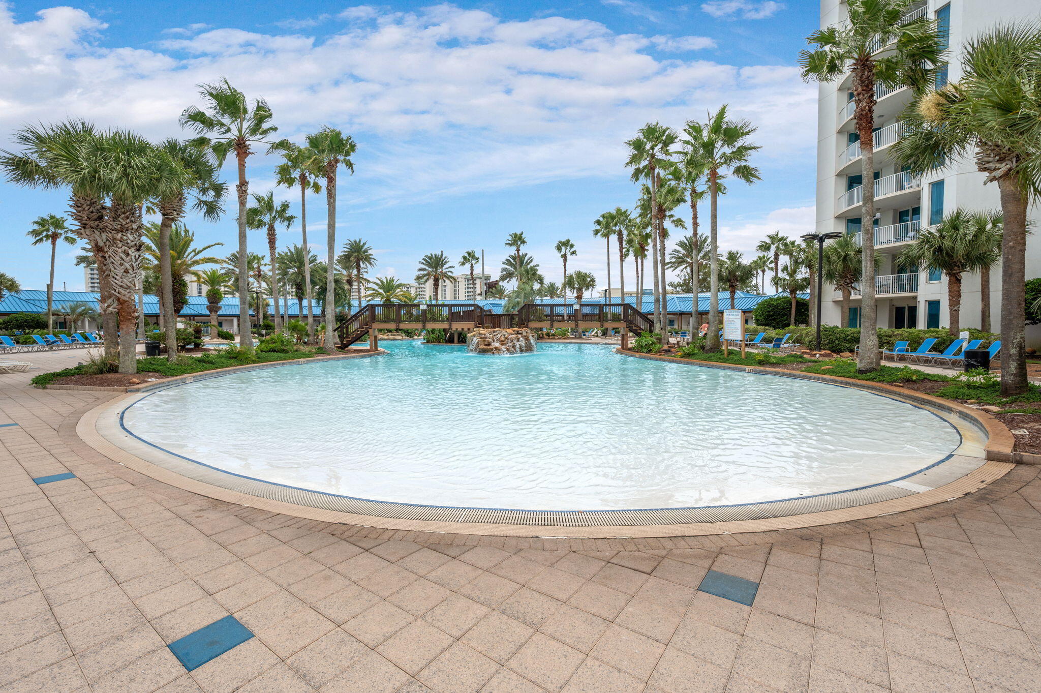 THE PALMS OF DESTIN - Residential