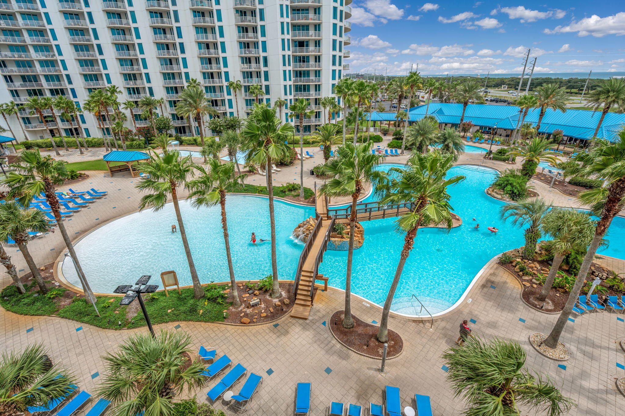 THE PALMS OF DESTIN - Residential
