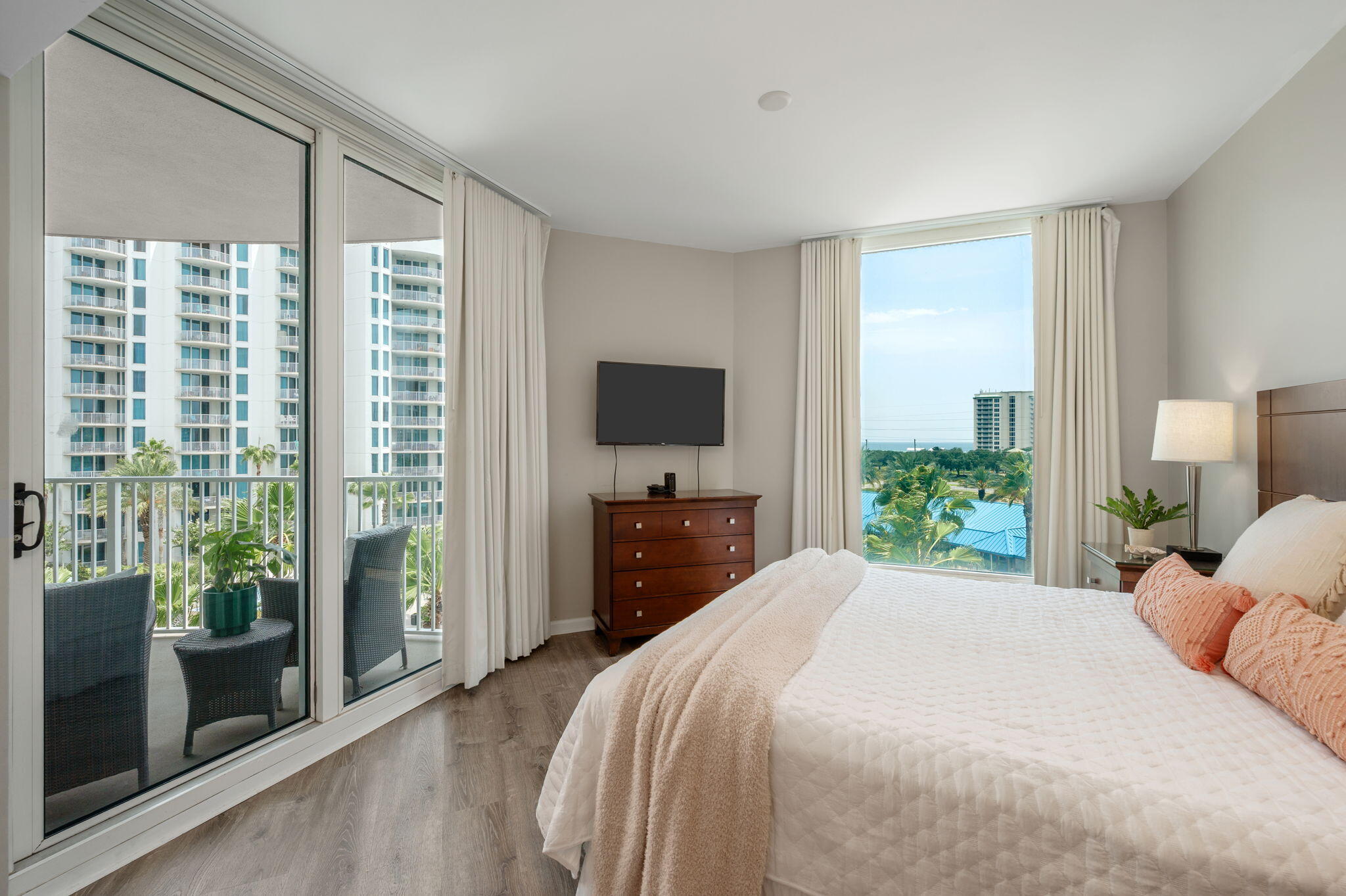 THE PALMS OF DESTIN - Residential