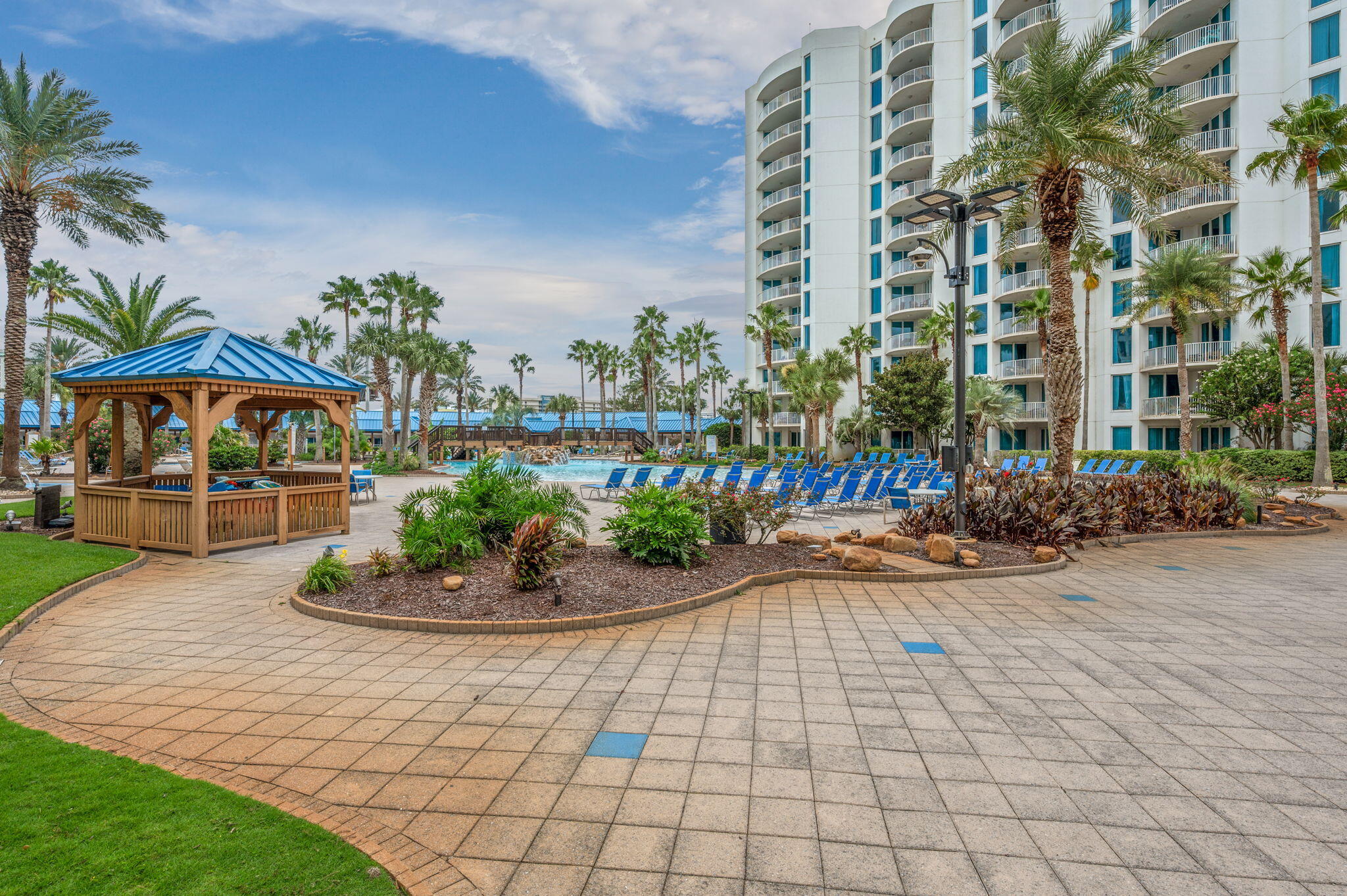 THE PALMS OF DESTIN - Residential