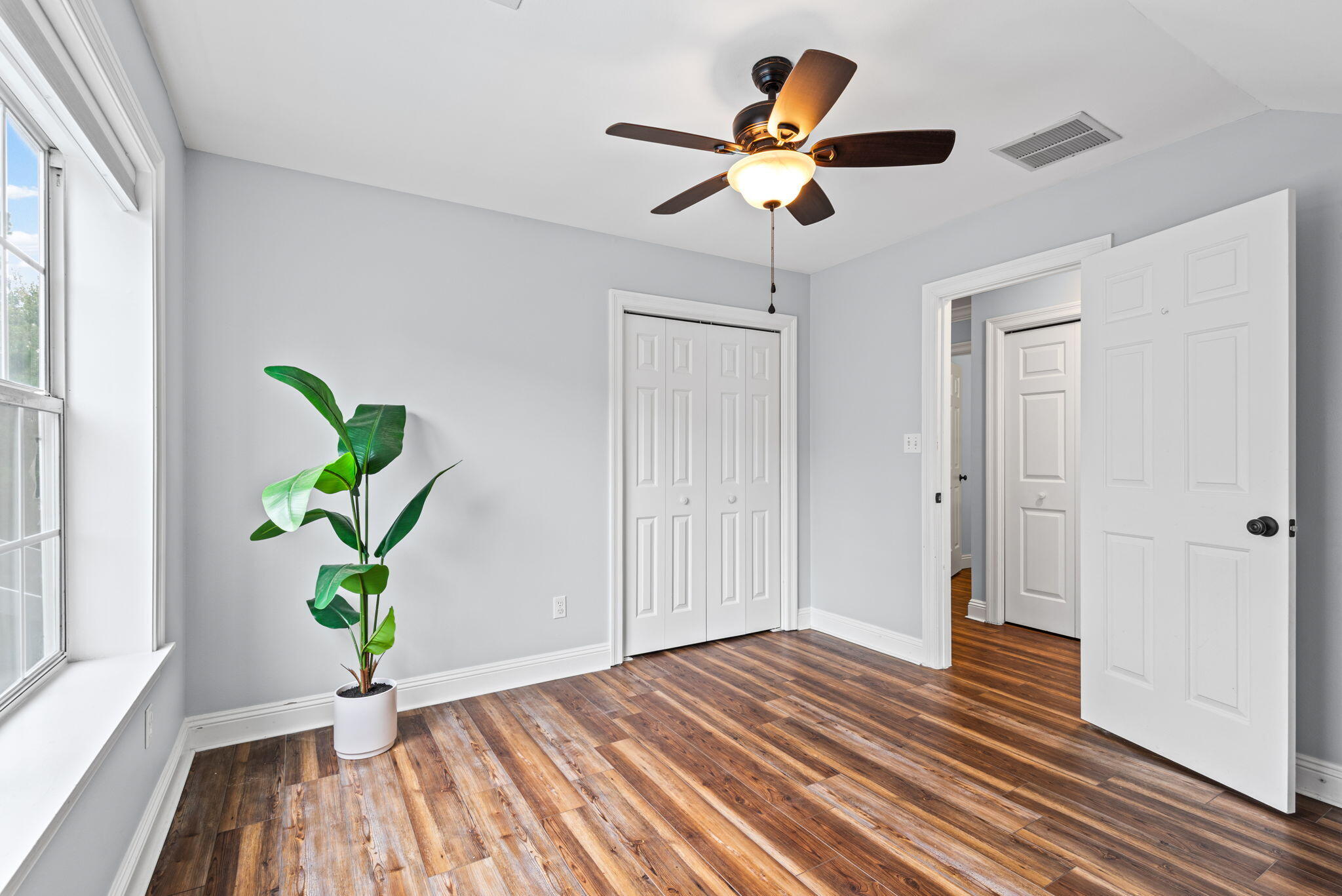 TURNBERRY PLACE - Residential