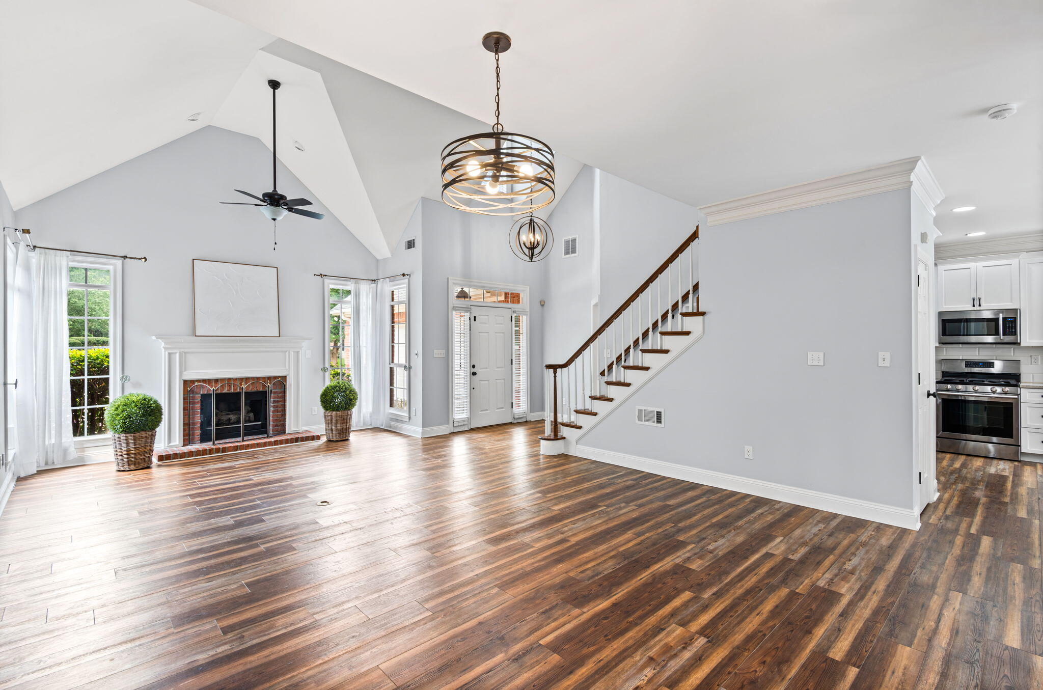 TURNBERRY PLACE - Residential