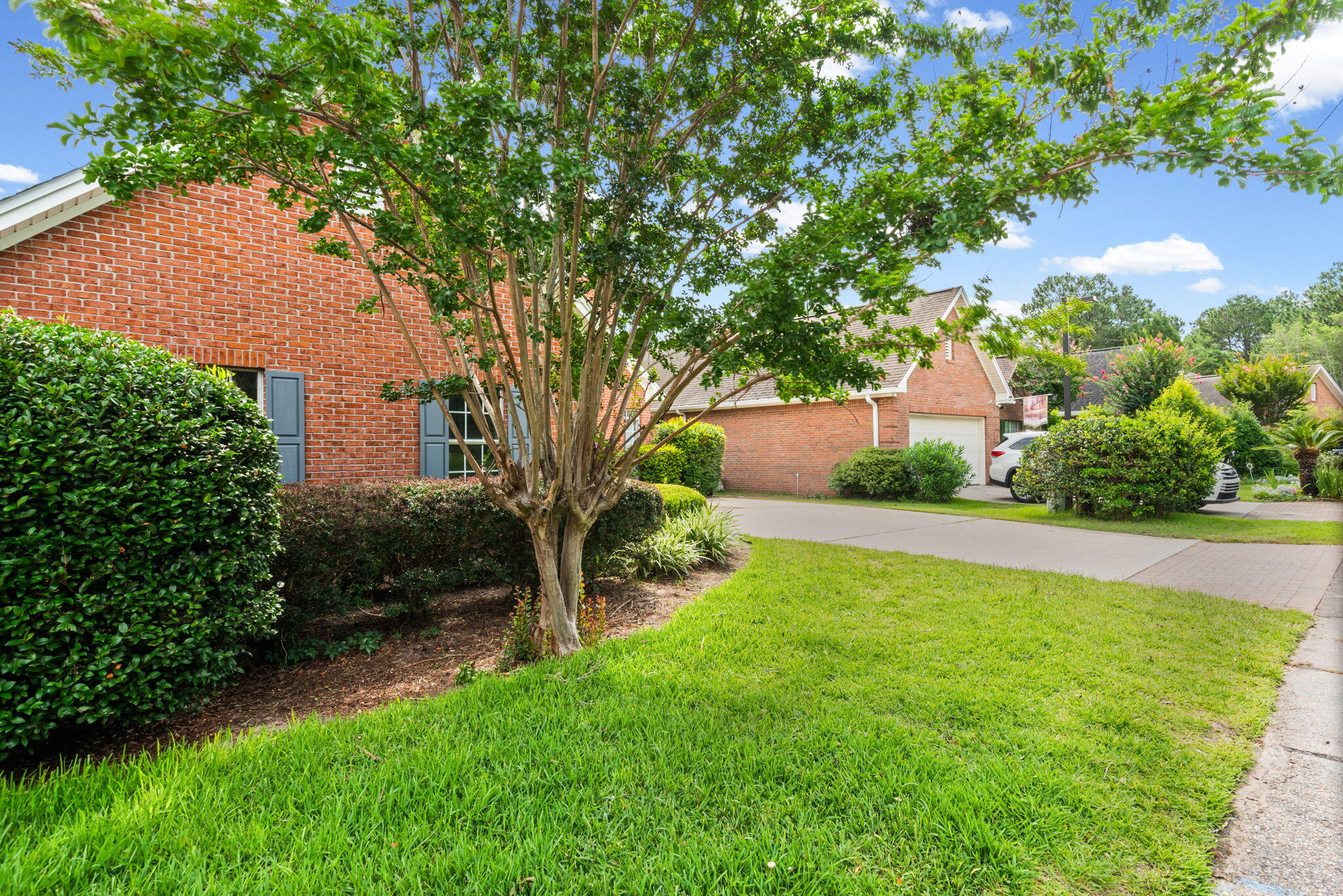 TURNBERRY PLACE - Residential