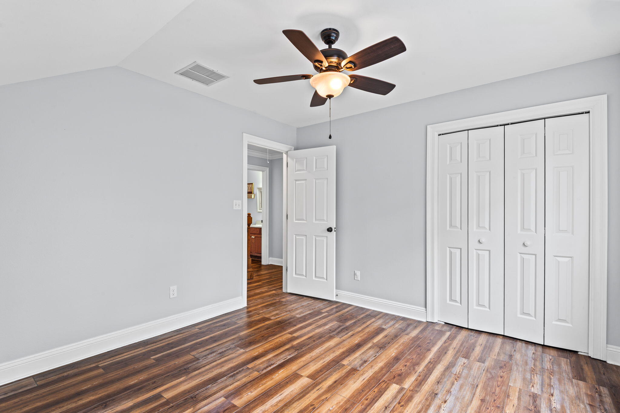 TURNBERRY PLACE - Residential