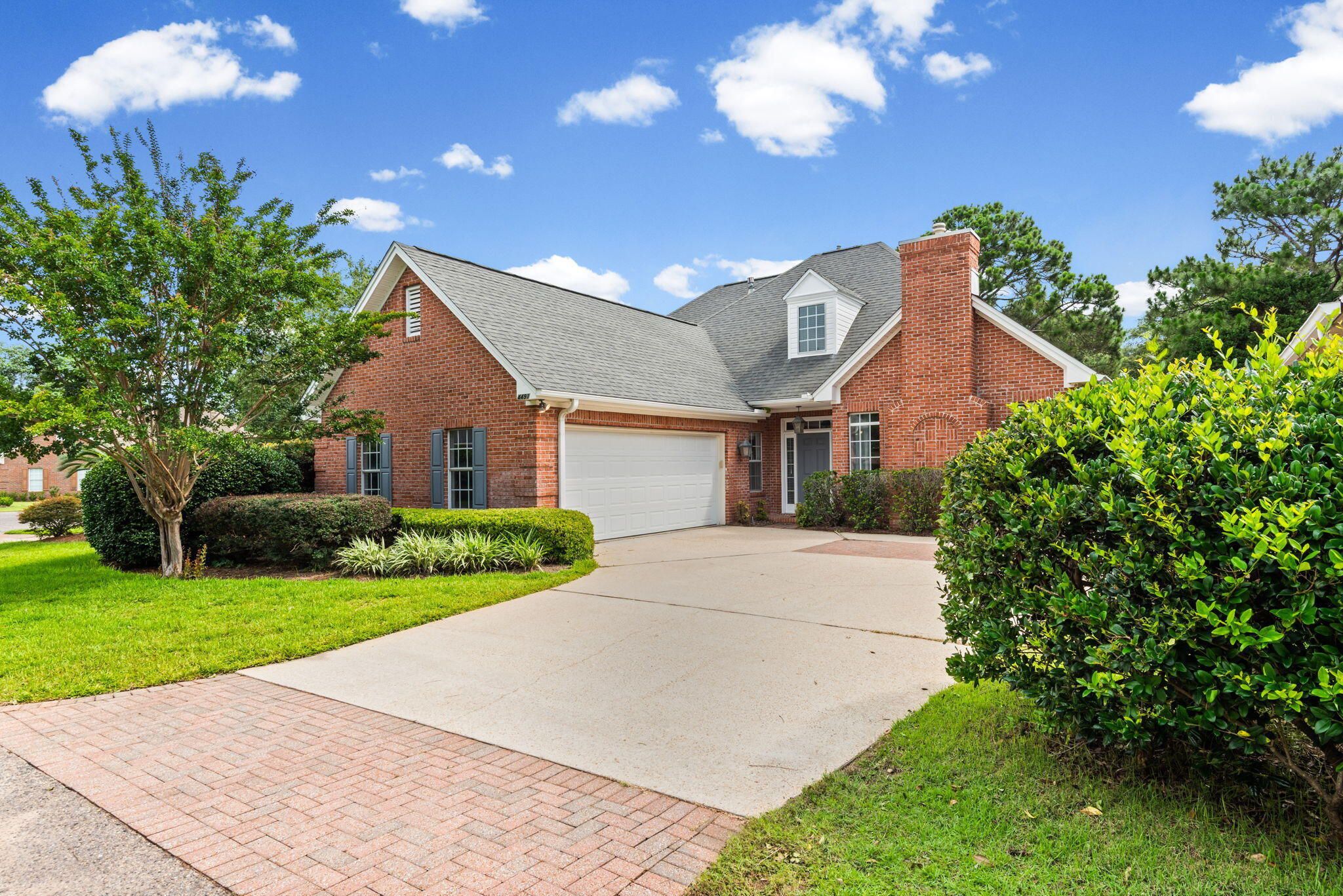 TURNBERRY PLACE - Residential