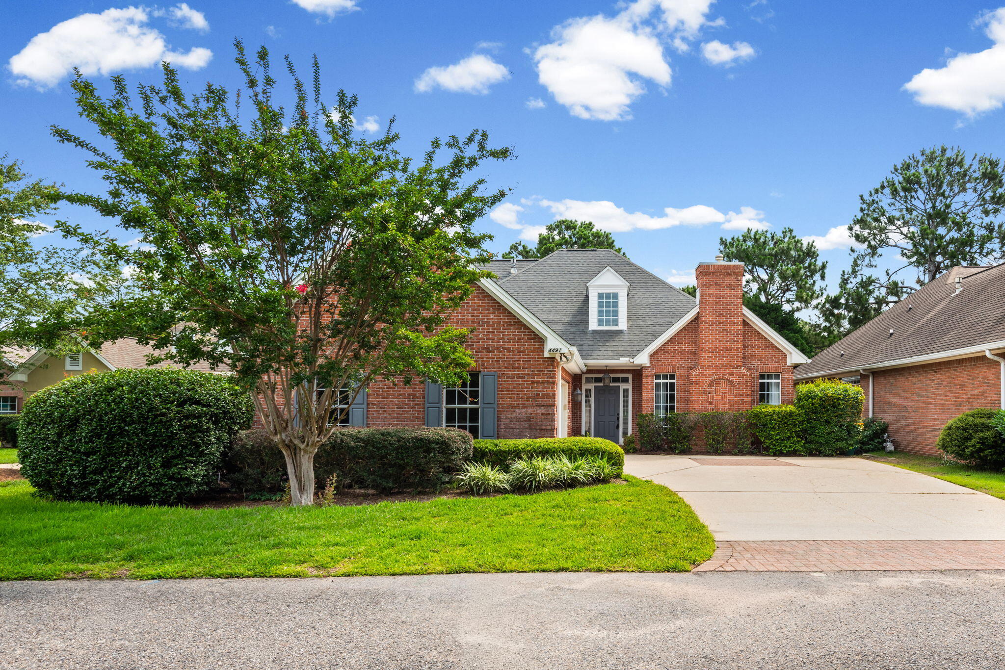 TURNBERRY PLACE - Residential
