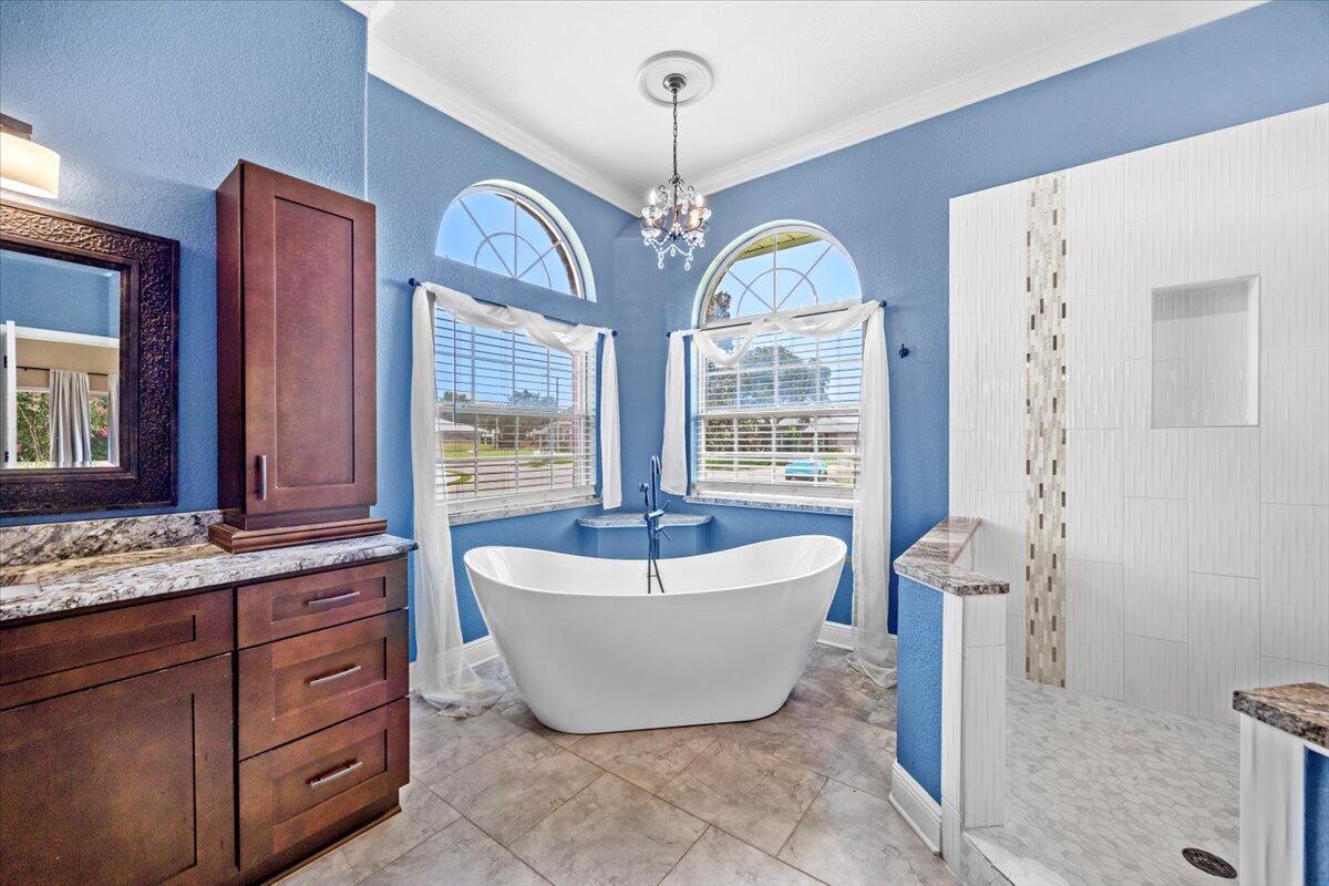 HARVELLS CROSSING - Residential