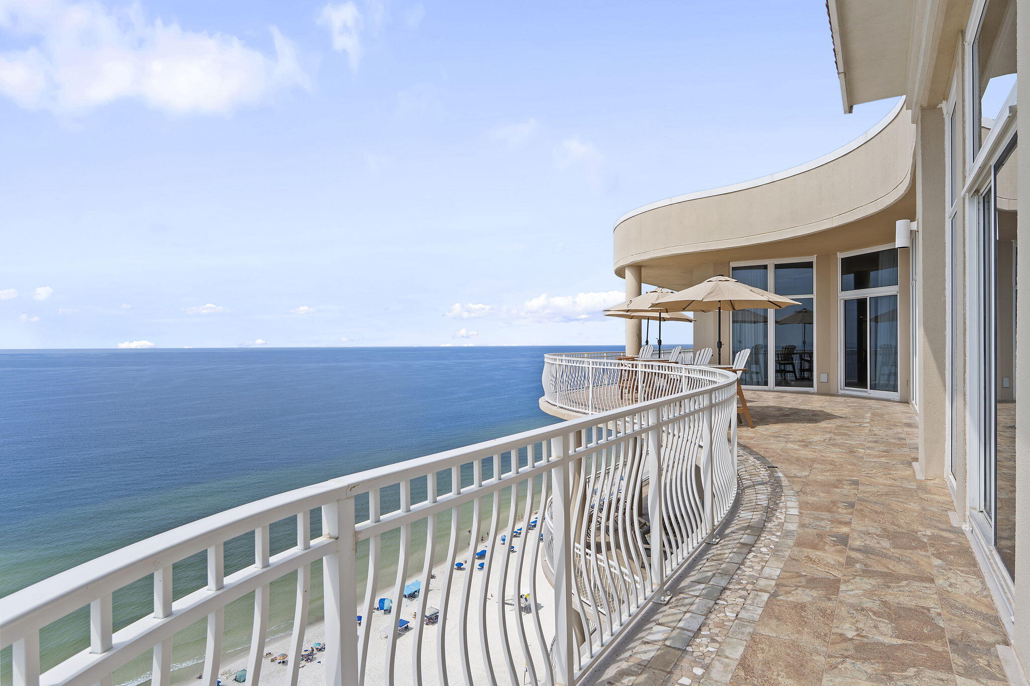 LA RIVA - Residential