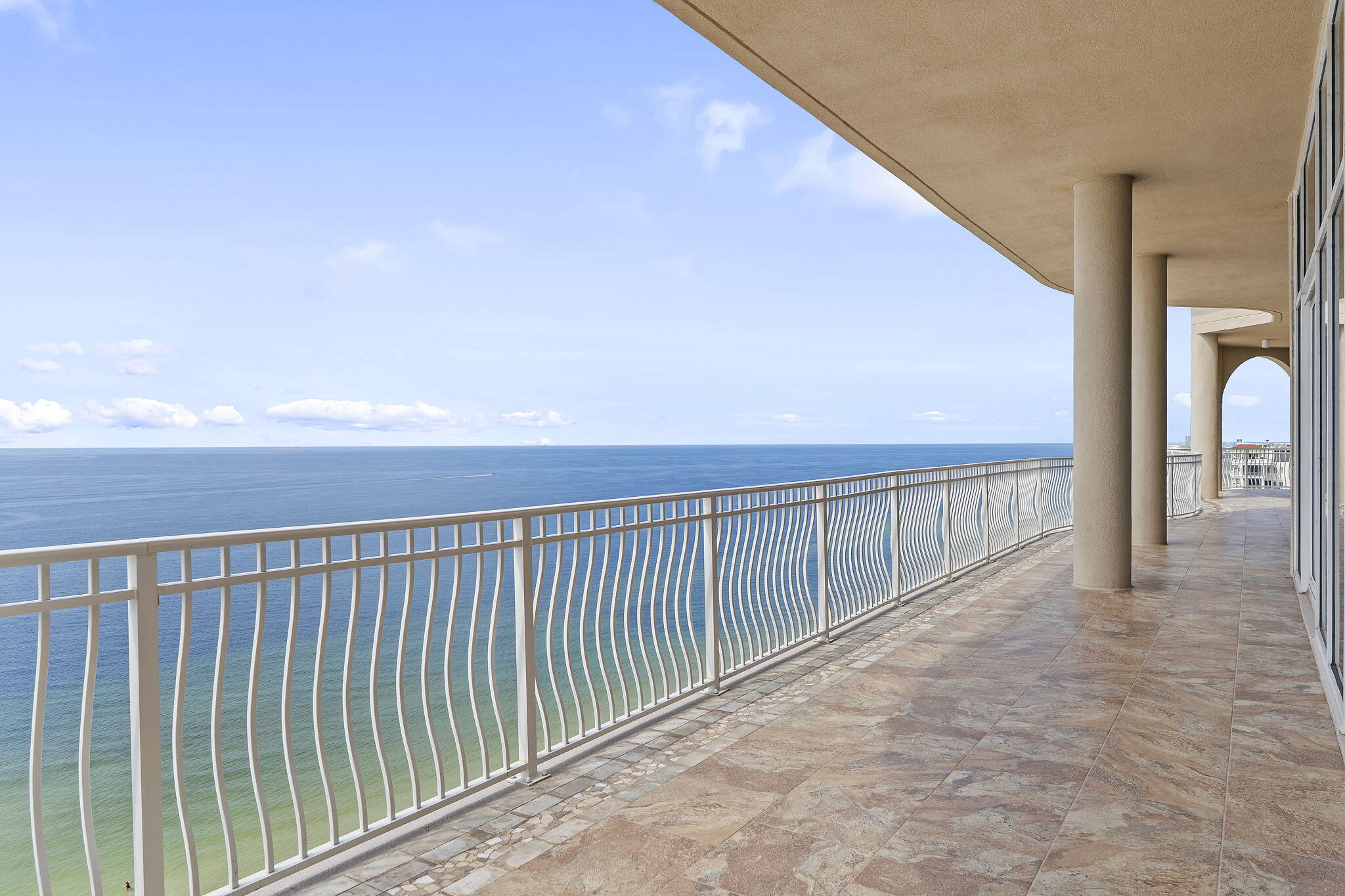 LA RIVA - Residential