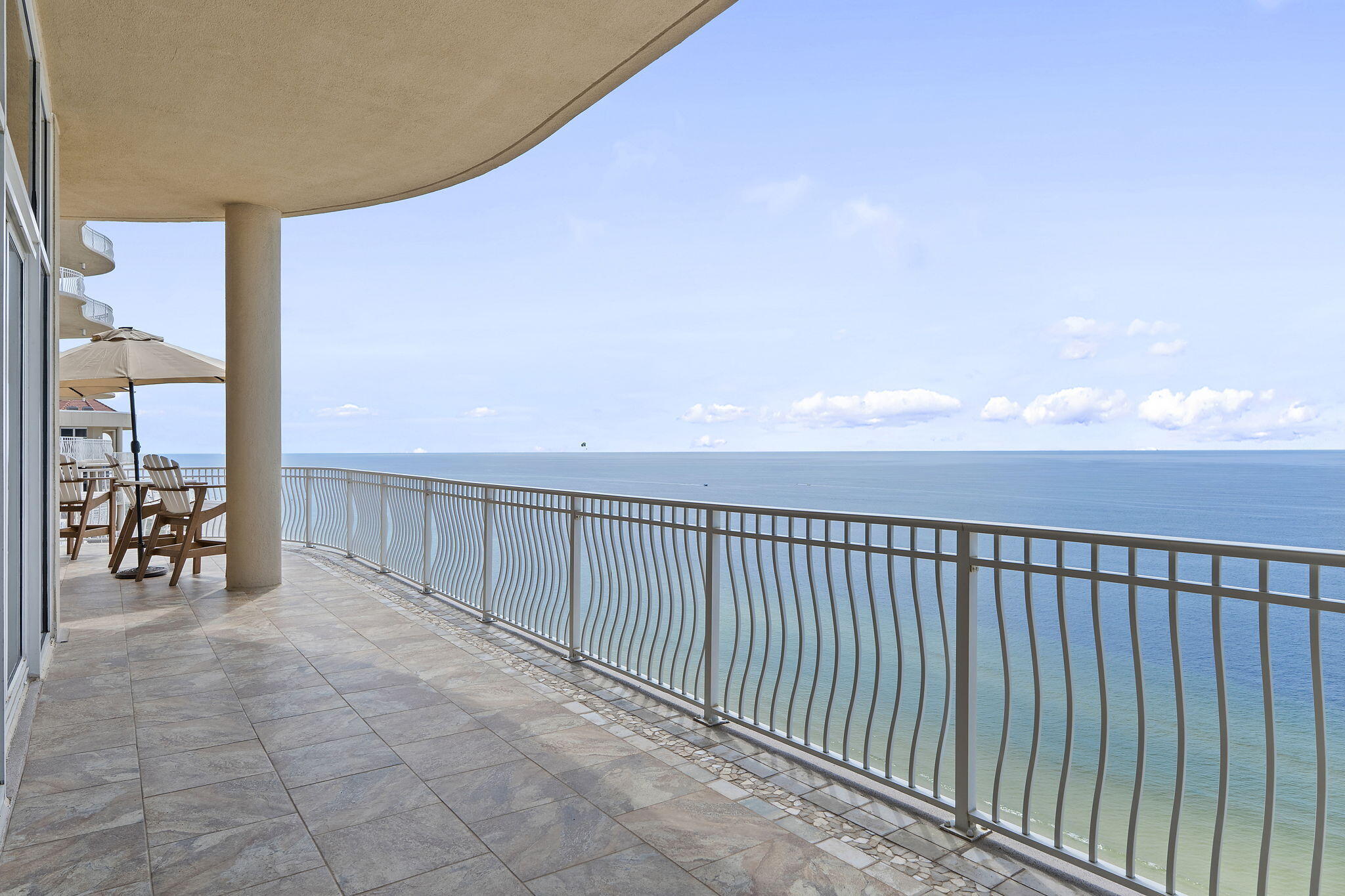 LA RIVA - Residential