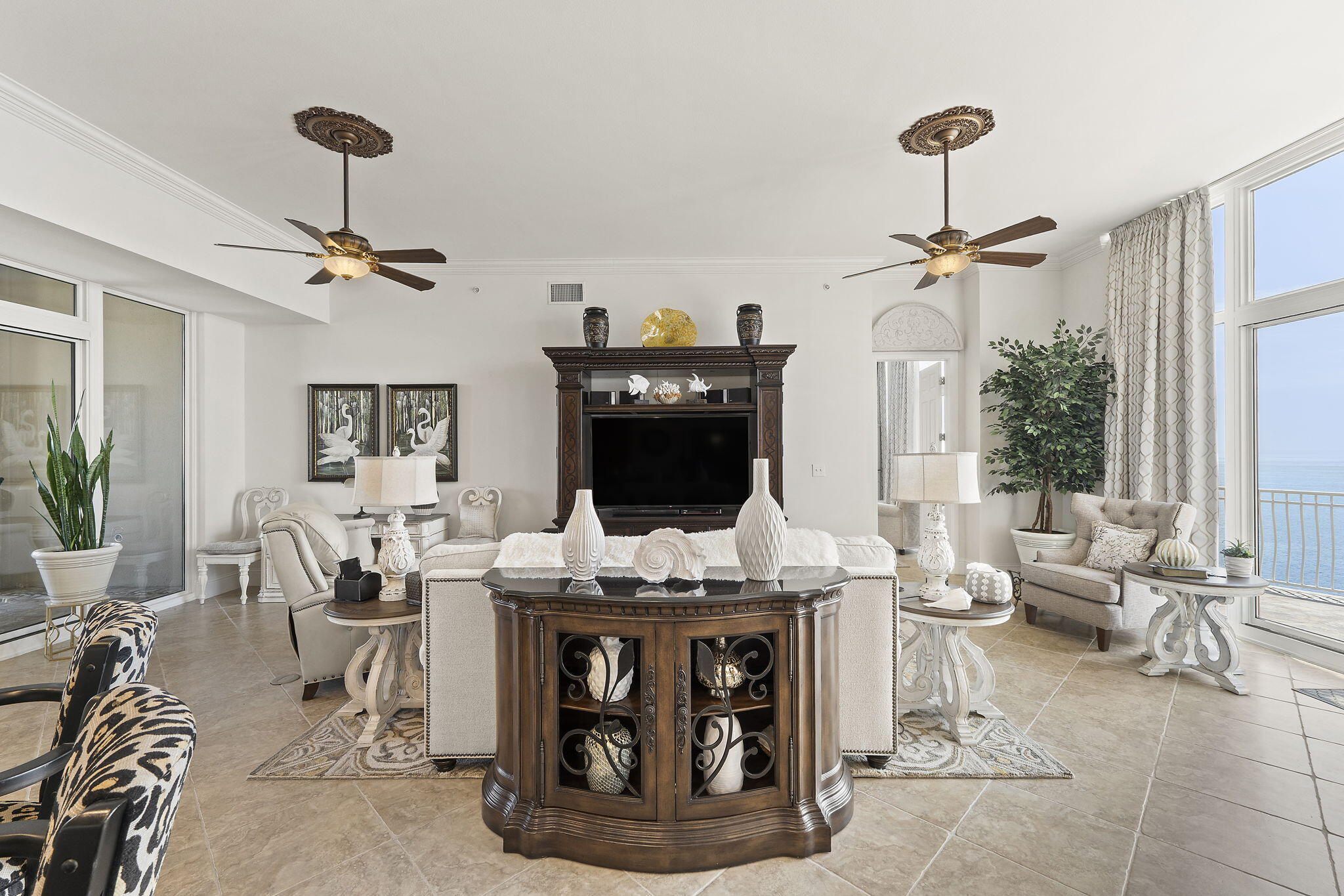 LA RIVA - Residential