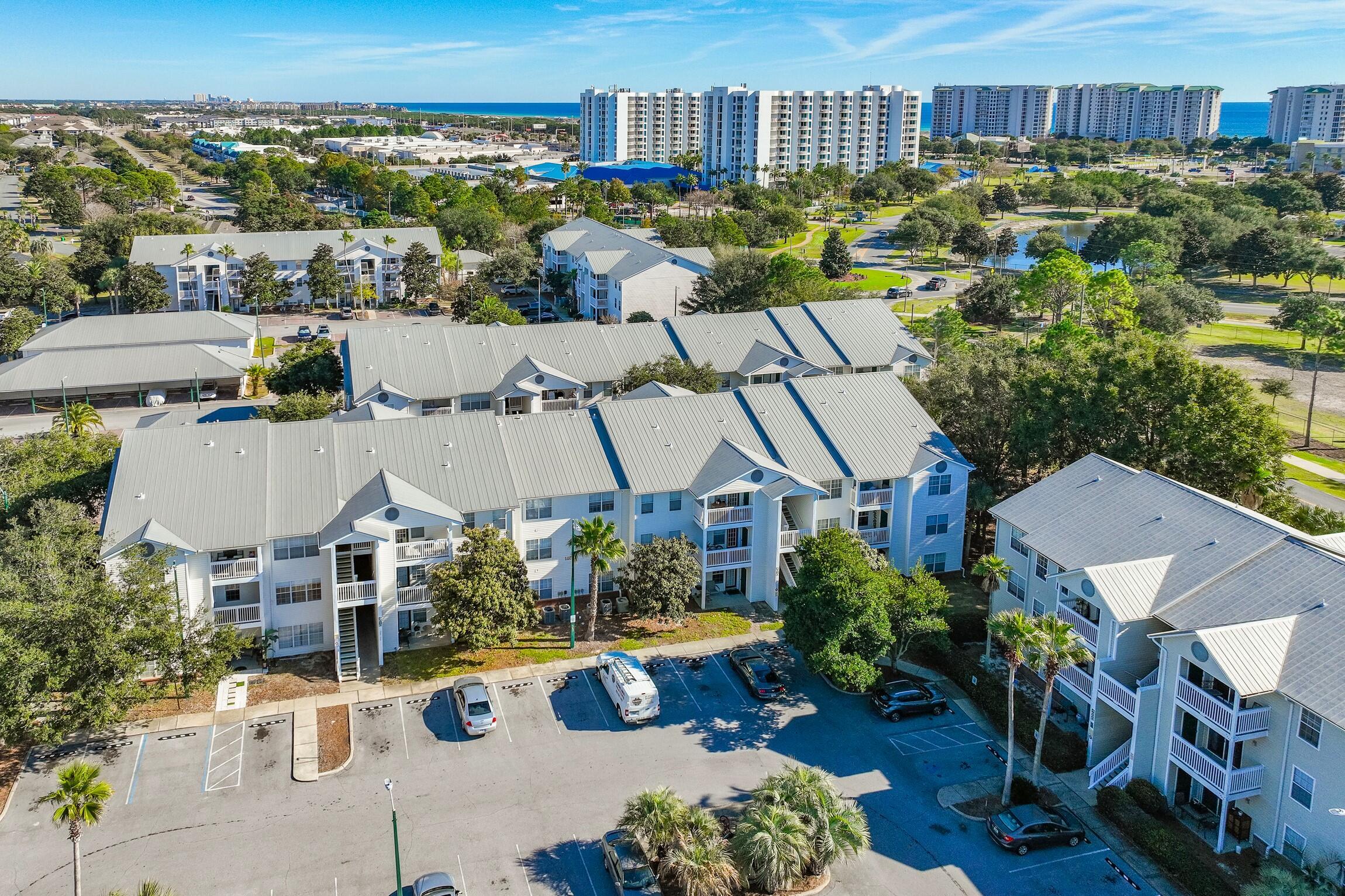 INDIAN LAKE - Residential