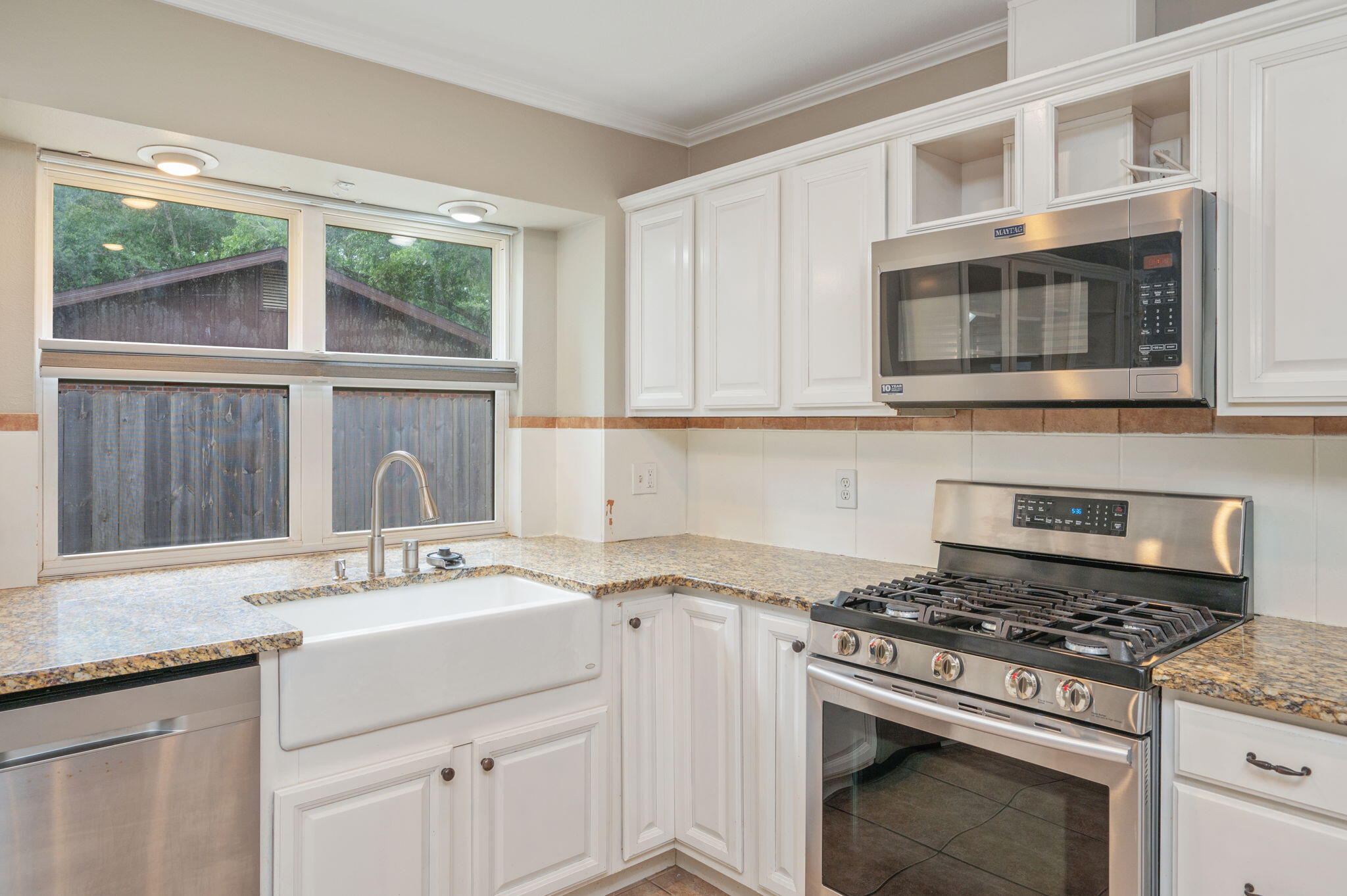 PINEWOOD ESTATES 2 - Residential