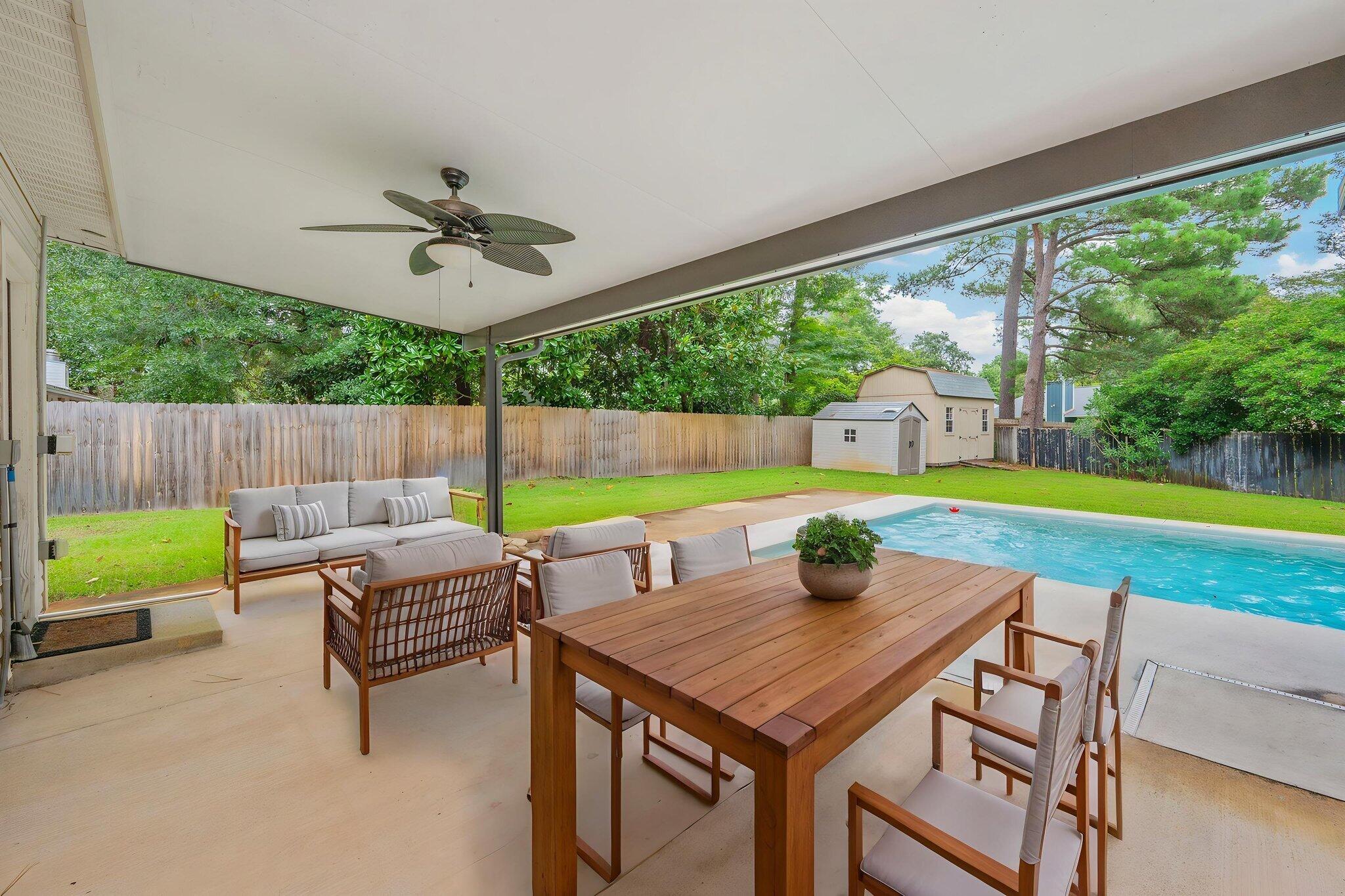 PINEWOOD ESTATES 2 - Residential