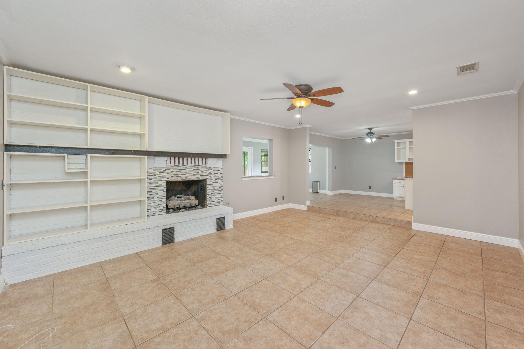 PINEWOOD ESTATES 2 - Residential