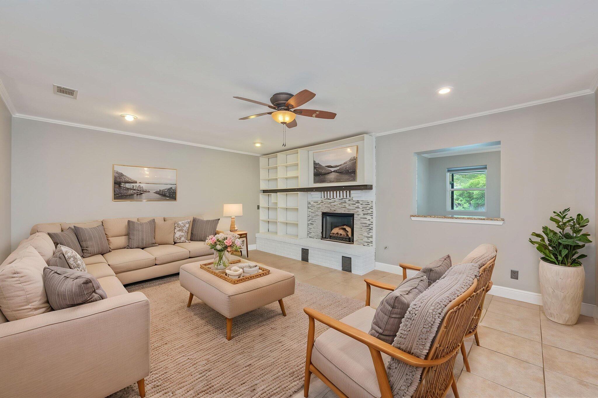 PINEWOOD ESTATES 2 - Residential