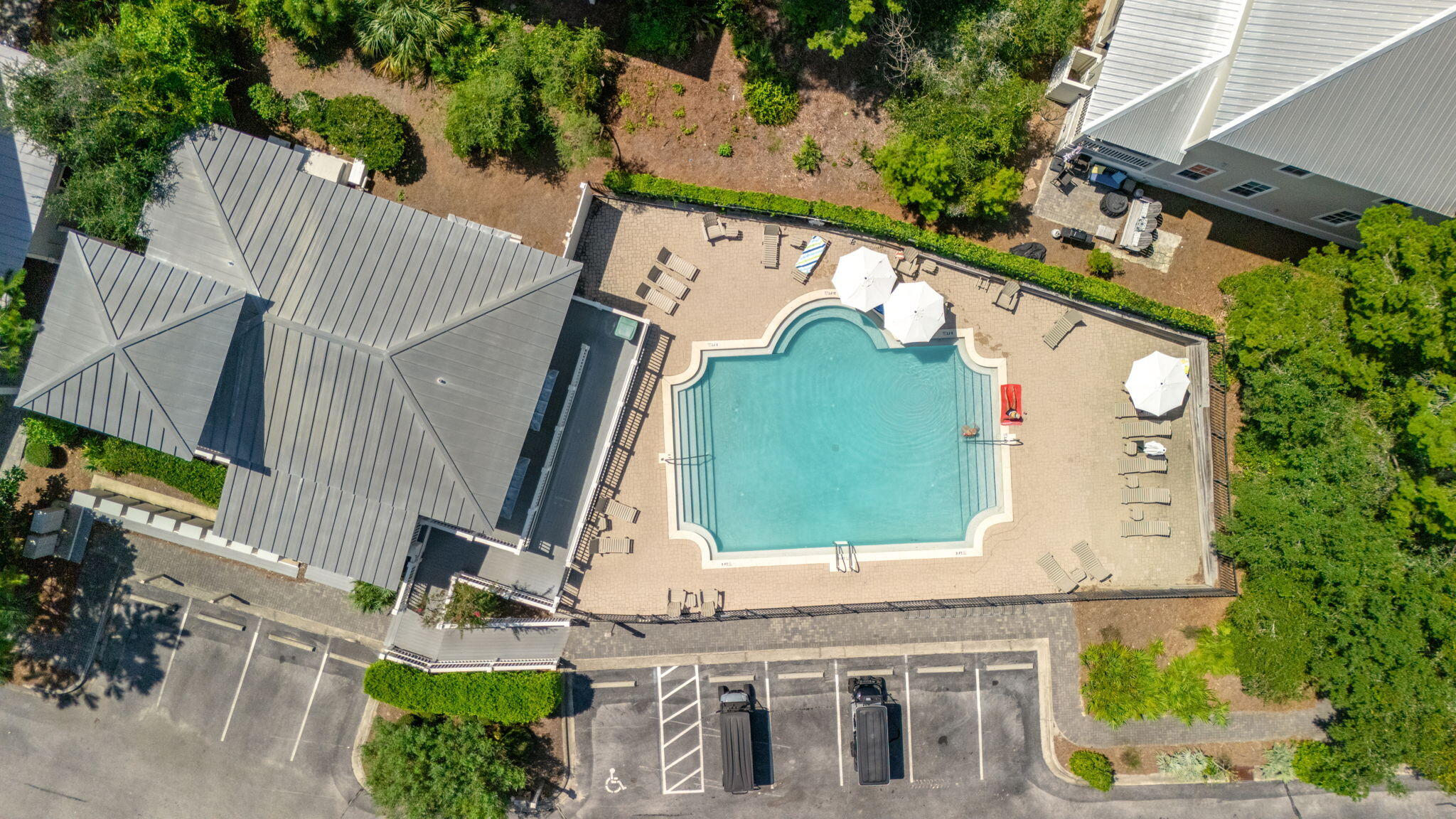 LAKESIDE AT BLUE MOUNTAIN BEACH - Residential