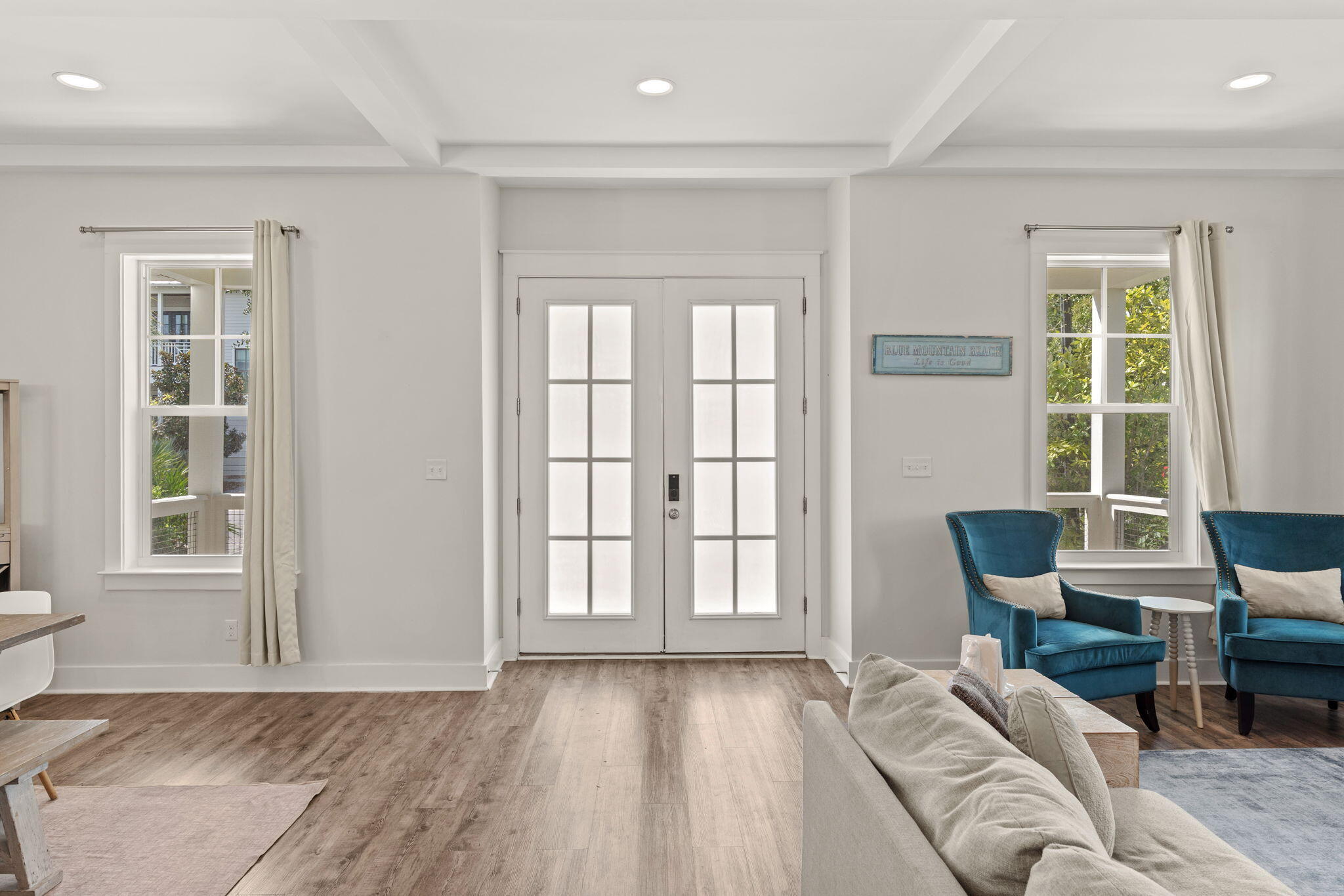 LAKESIDE AT BLUE MOUNTAIN BEACH - Residential
