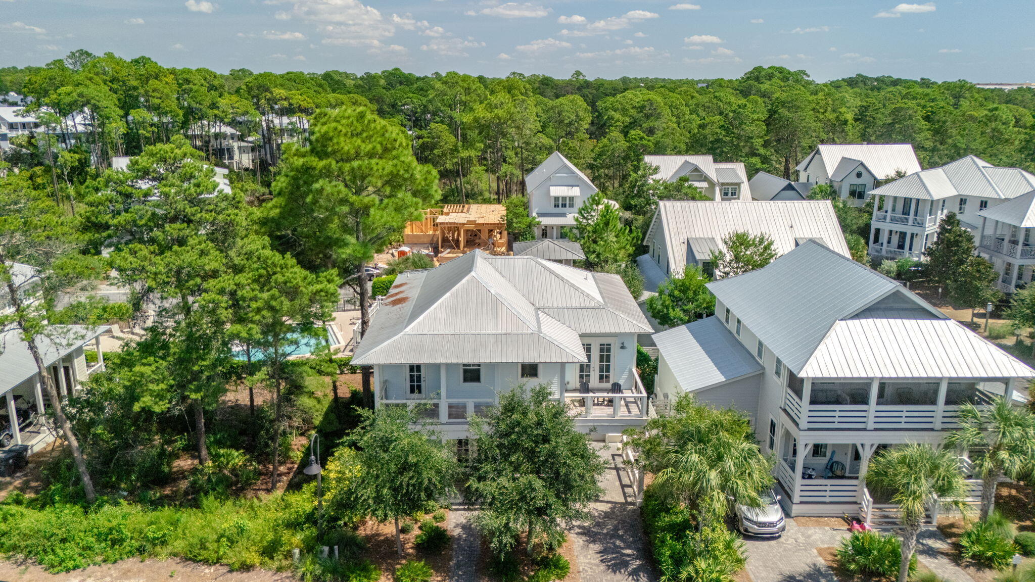 LAKESIDE AT BLUE MOUNTAIN BEACH - Residential