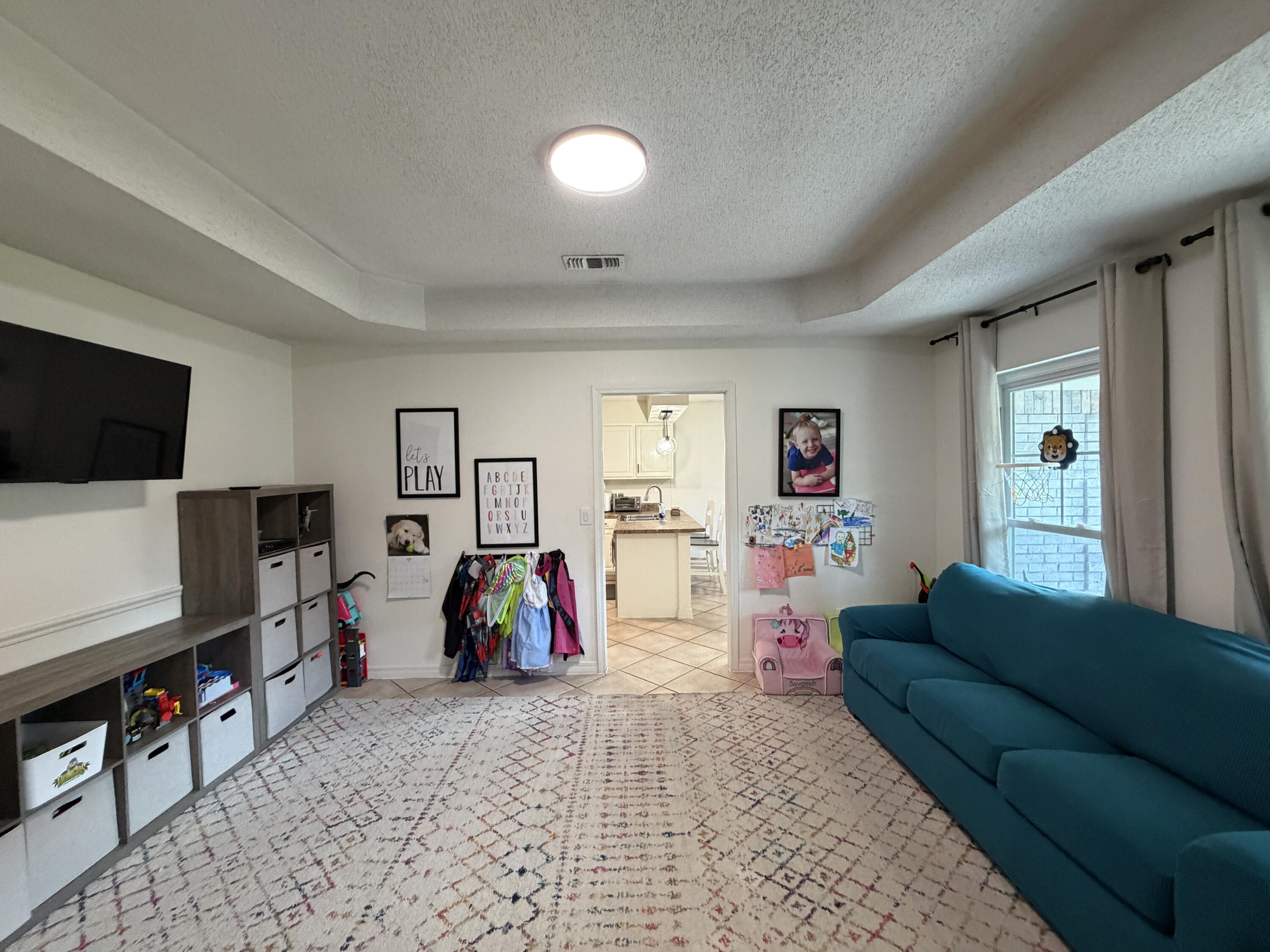 Emerald Beach; Plat 1, Lot 20 Blk A - Residential Lease