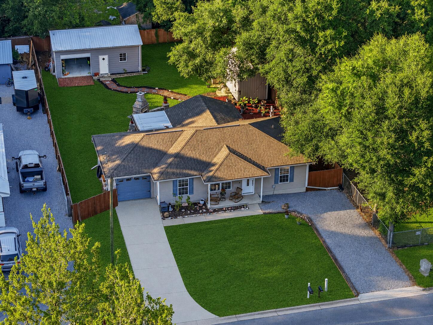 MORRIS ADDN TO CRESTVIEW - Residential