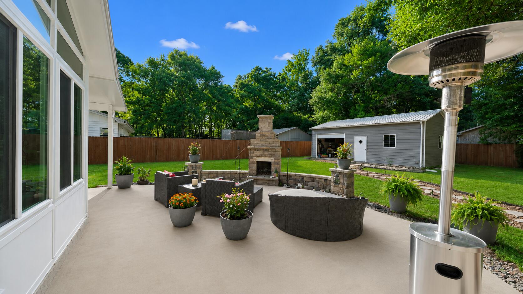 MORRIS ADDN TO CRESTVIEW - Residential
