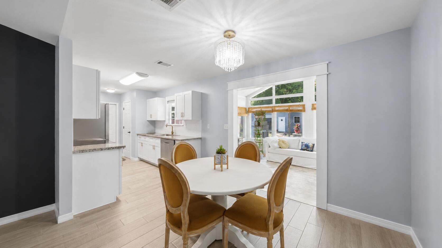 MORRIS ADDN TO CRESTVIEW - Residential