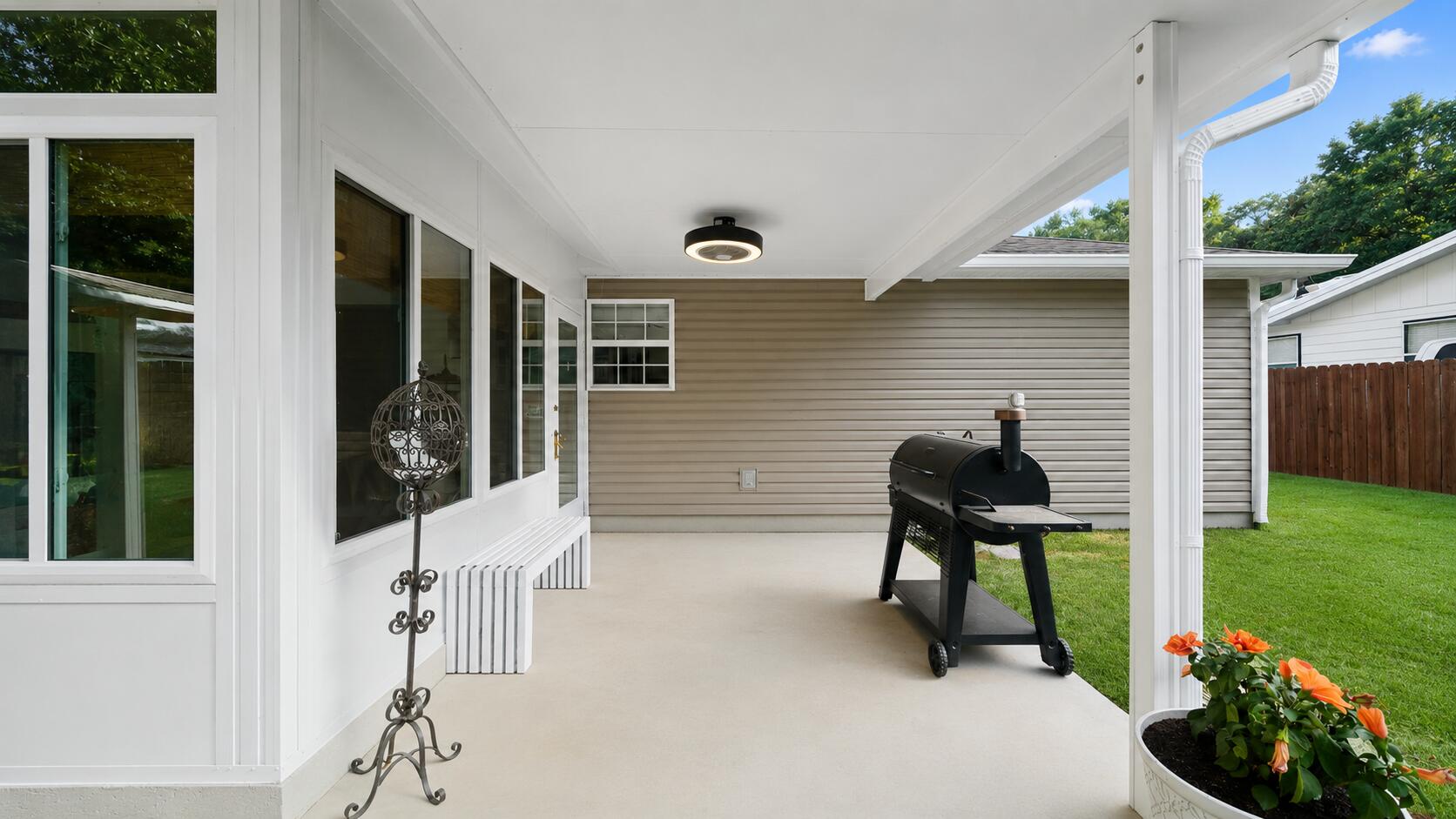 MORRIS ADDN TO CRESTVIEW - Residential