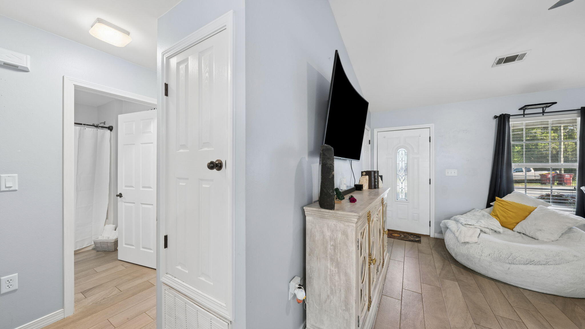MORRIS ADDN TO CRESTVIEW - Residential